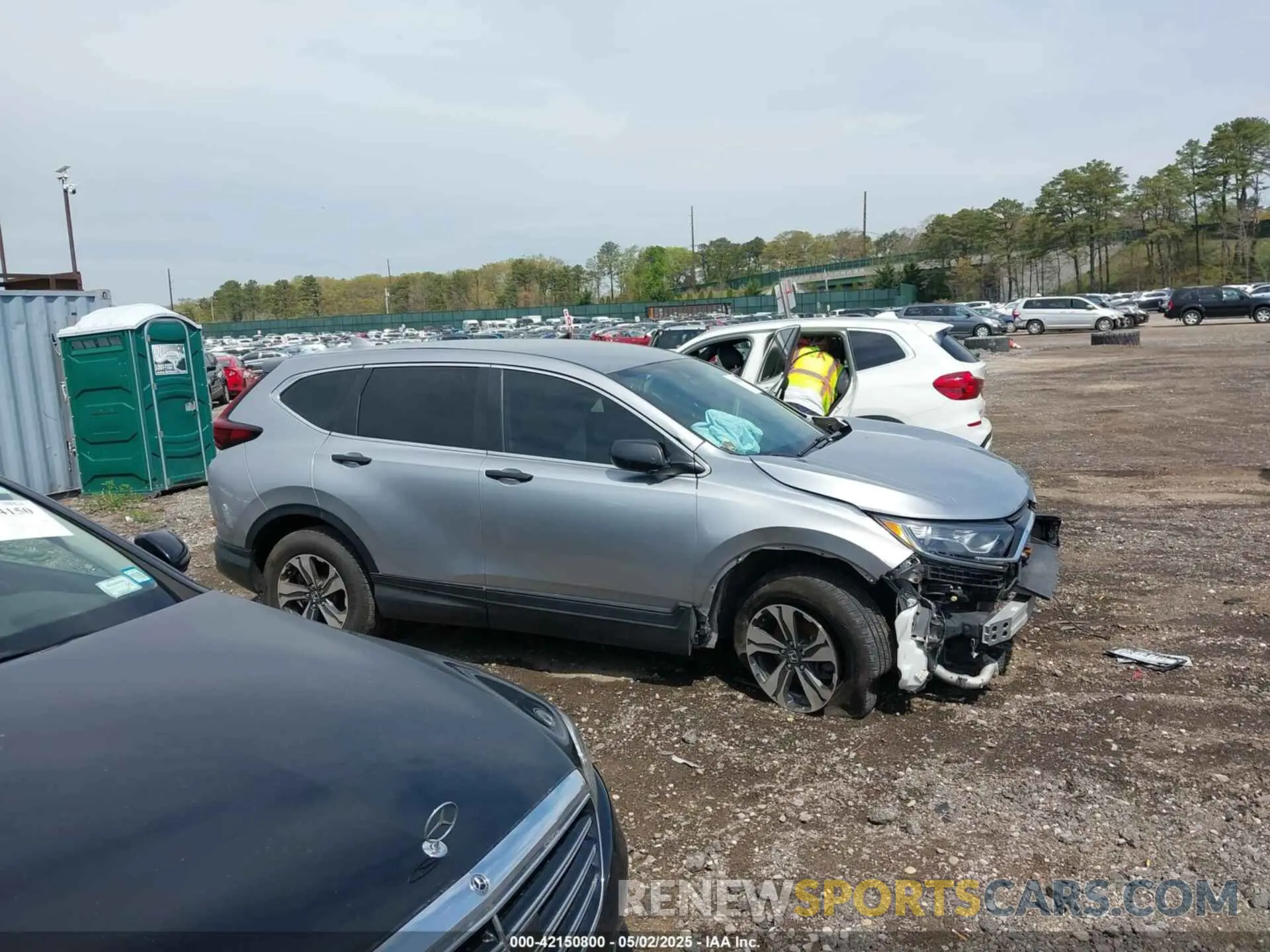 14 Photograph of a damaged car 2HKRW2H22MH632787 HONDA CR-V 2021