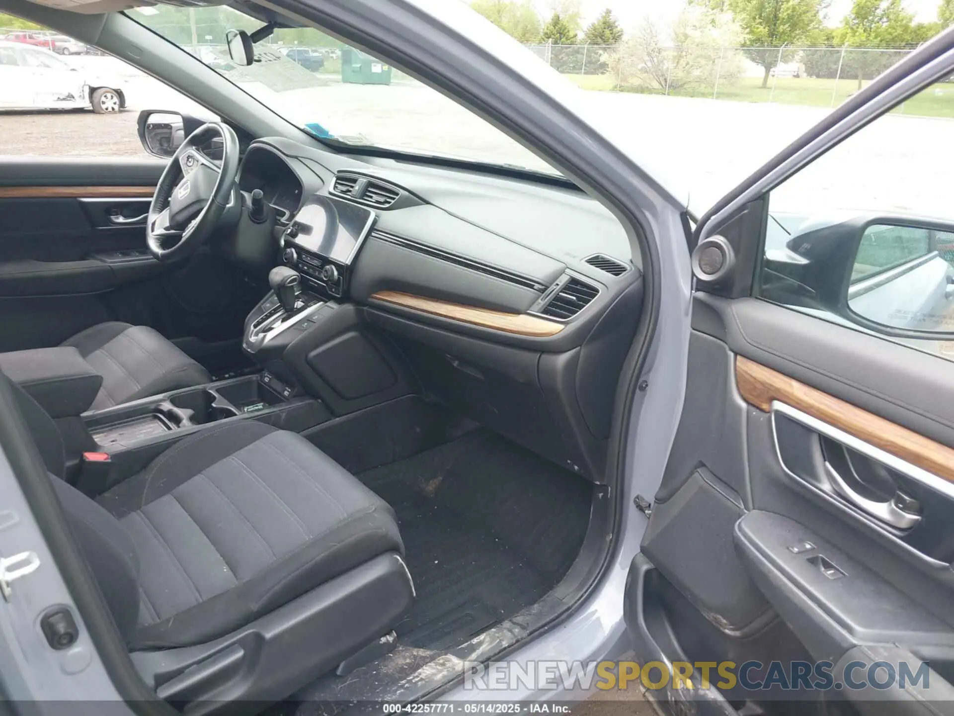5 Photograph of a damaged car 2HKRW2H55MH628744 HONDA CR-V 2021