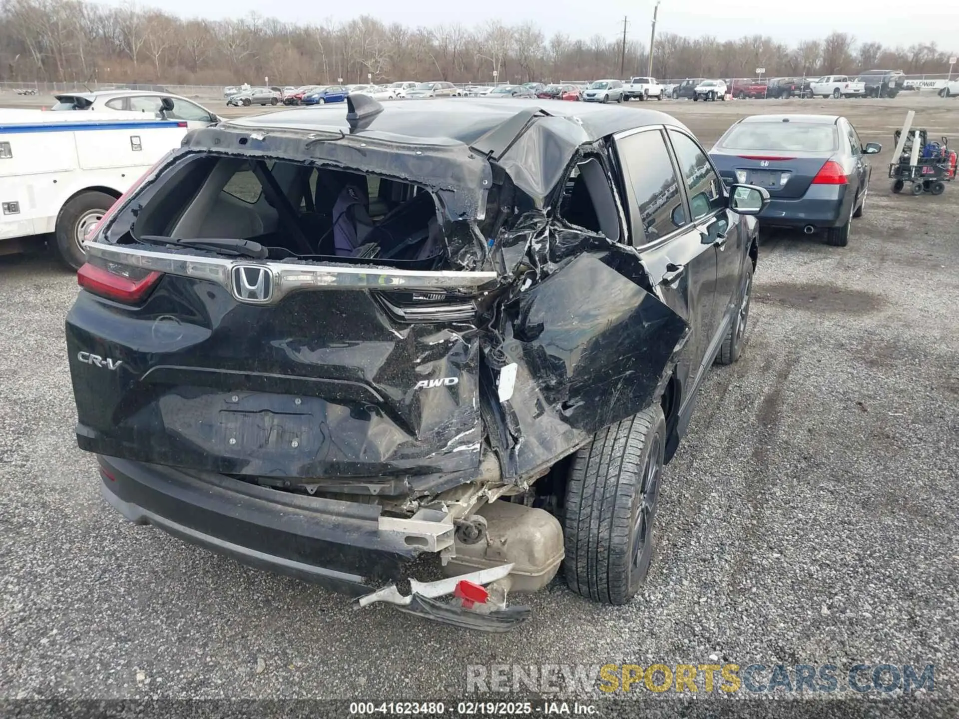 18 Photograph of a damaged car 2HKRW2H57MH657842 HONDA CR-V 2021