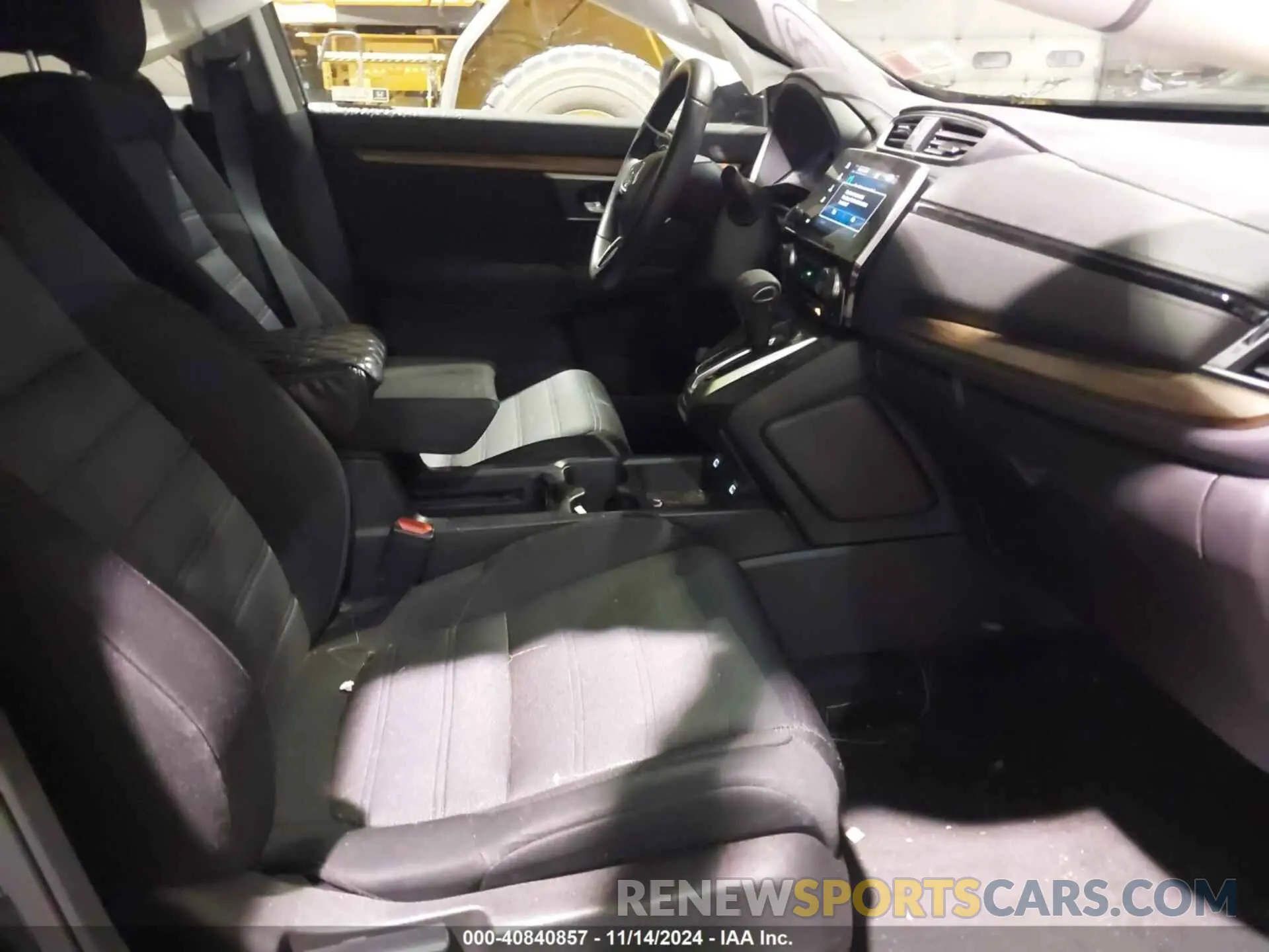 5 Photograph of a damaged car 2HKRW2H59MH618833 HONDA CR-V 2021