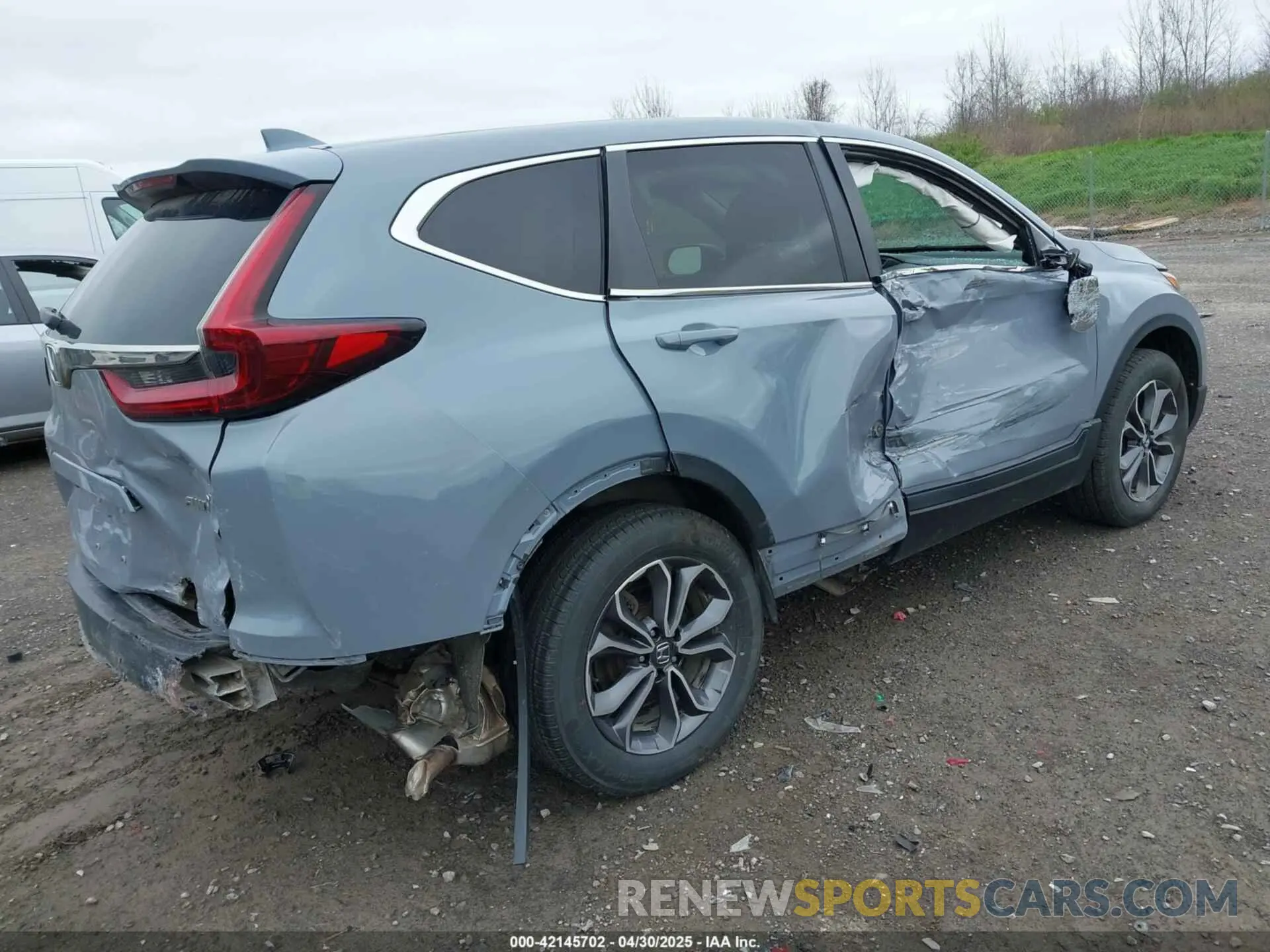 4 Photograph of a damaged car 2HKRW2H81MH617945 HONDA CR-V 2021