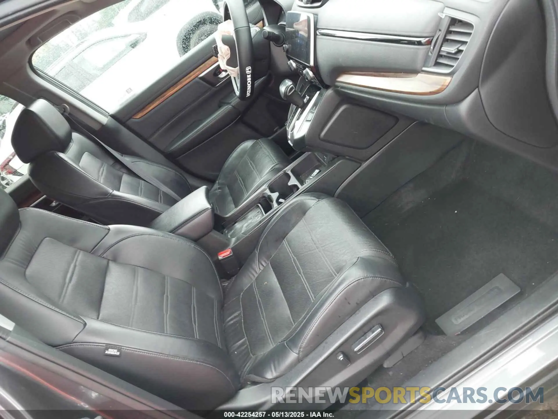 5 Photograph of a damaged car 2HKRW2H83MH607305 HONDA CR-V 2021