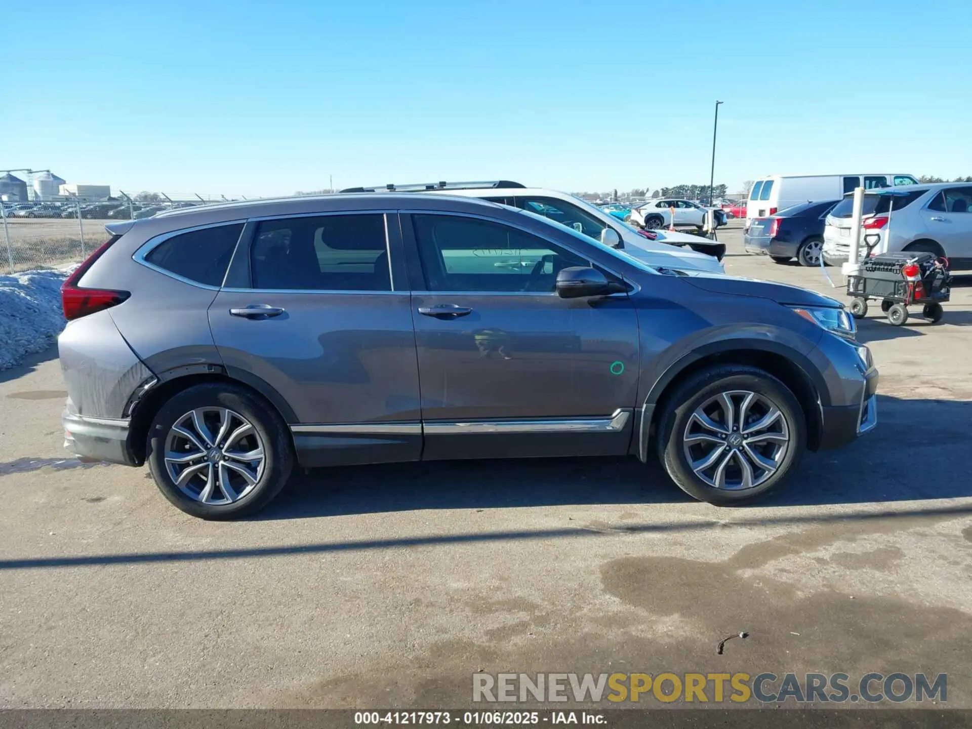 14 Photograph of a damaged car 2HKRW2H96MH663358 HONDA CR-V 2021