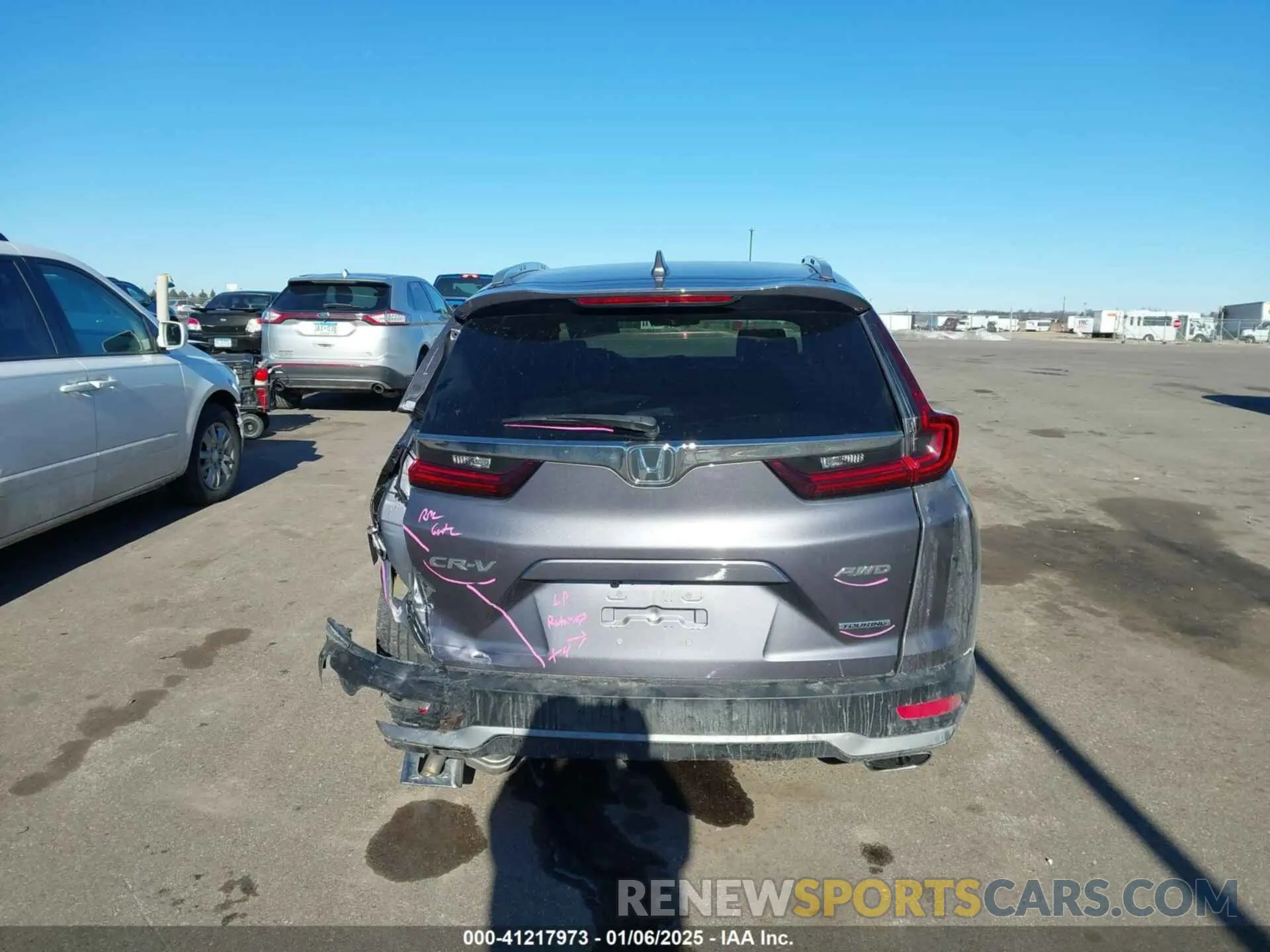 17 Photograph of a damaged car 2HKRW2H96MH663358 HONDA CR-V 2021