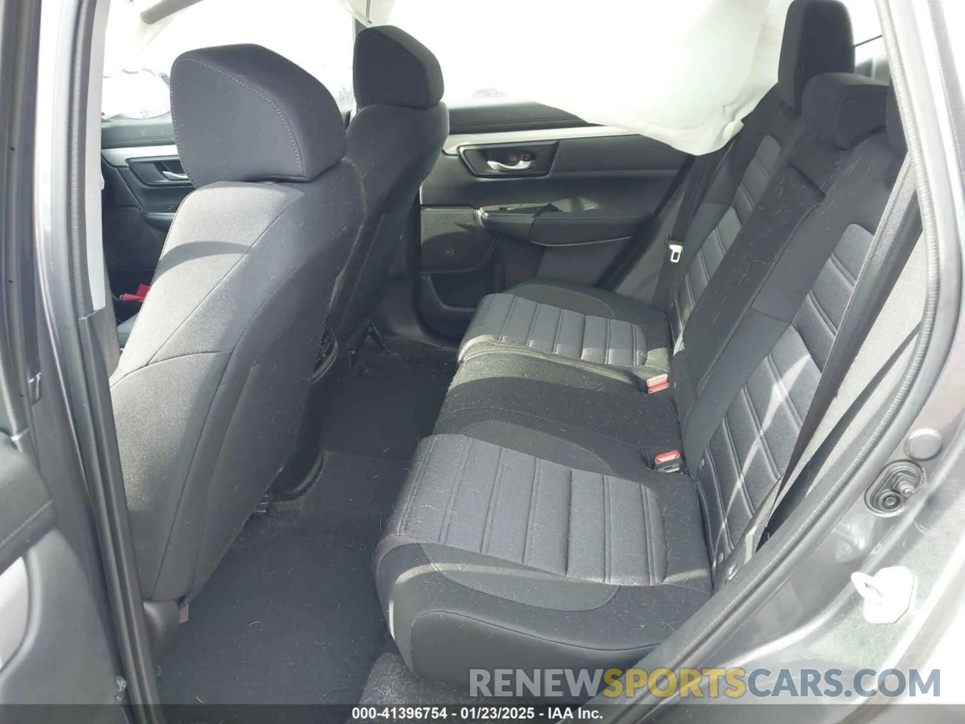 8 Photograph of a damaged car 5J6RW1H21ML002579 HONDA CR-V 2021