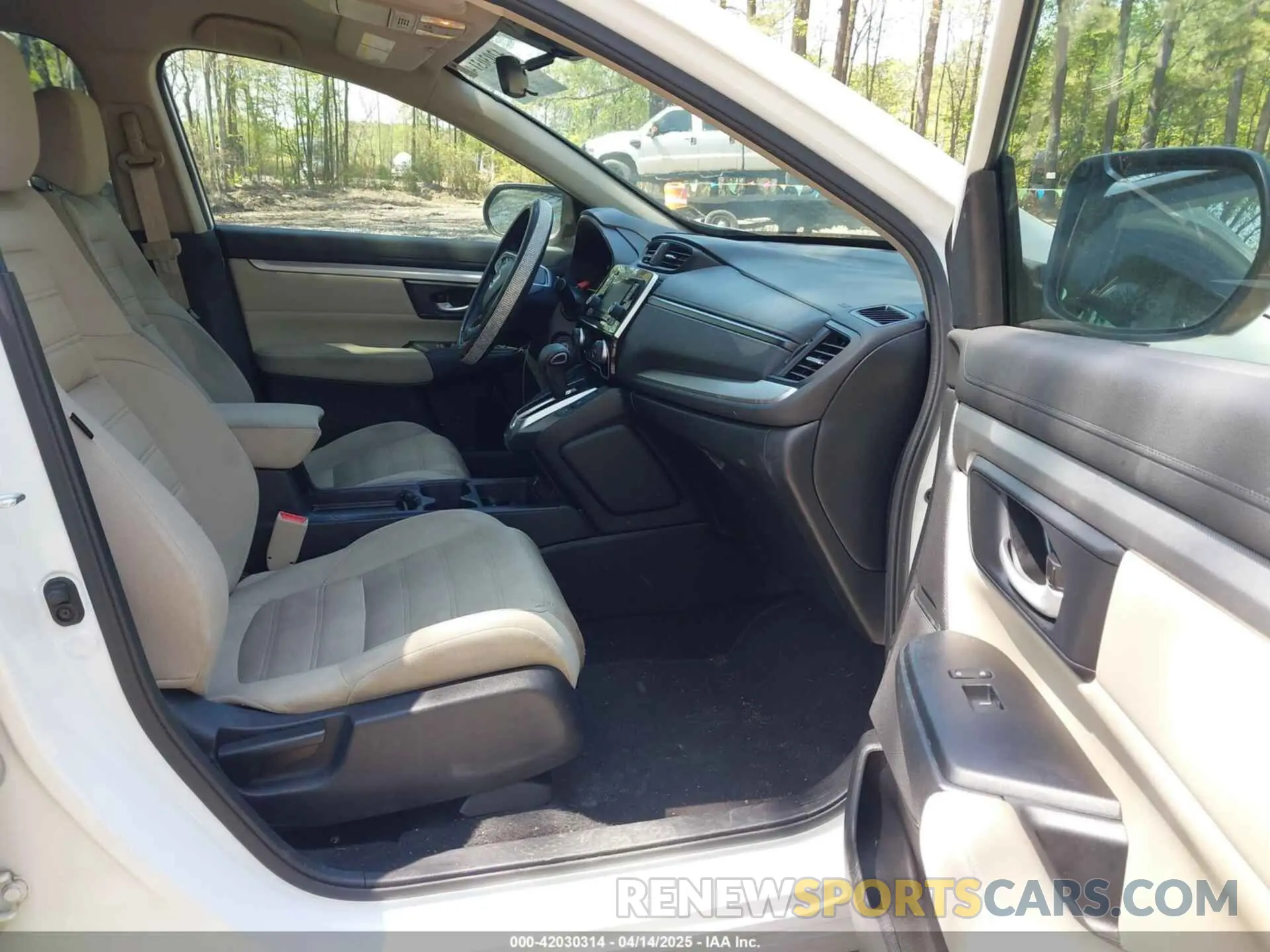 5 Photograph of a damaged car 5J6RW1H23MA000490 HONDA CR-V 2021