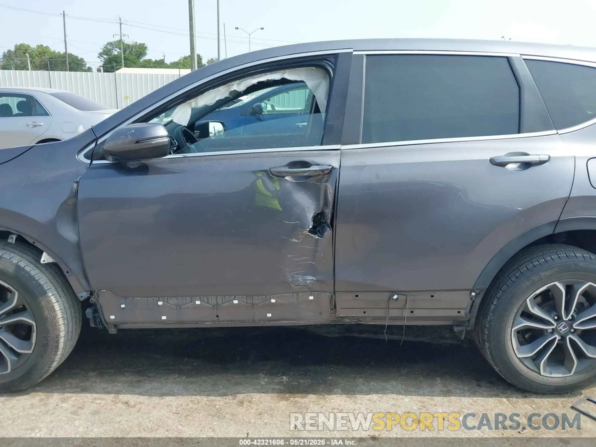14 Photograph of a damaged car 5J6RW2H50MA007140 HONDA CR-V 2021