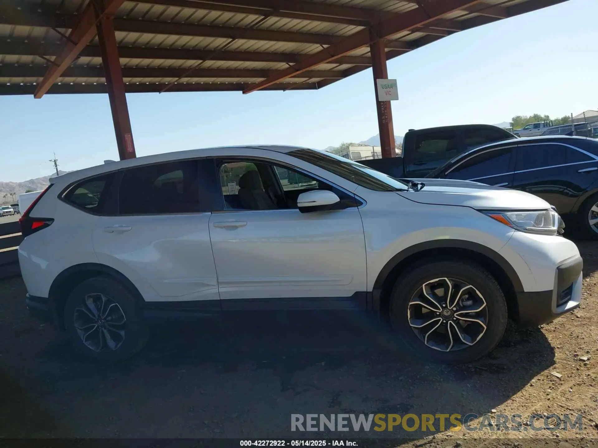 14 Photograph of a damaged car 5J6RW2H51MA014940 HONDA CR-V 2021