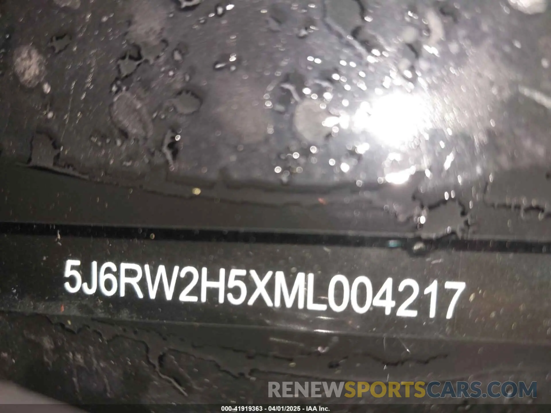 9 Photograph of a damaged car 5J6RW2H5XML004217 HONDA CR-V 2021