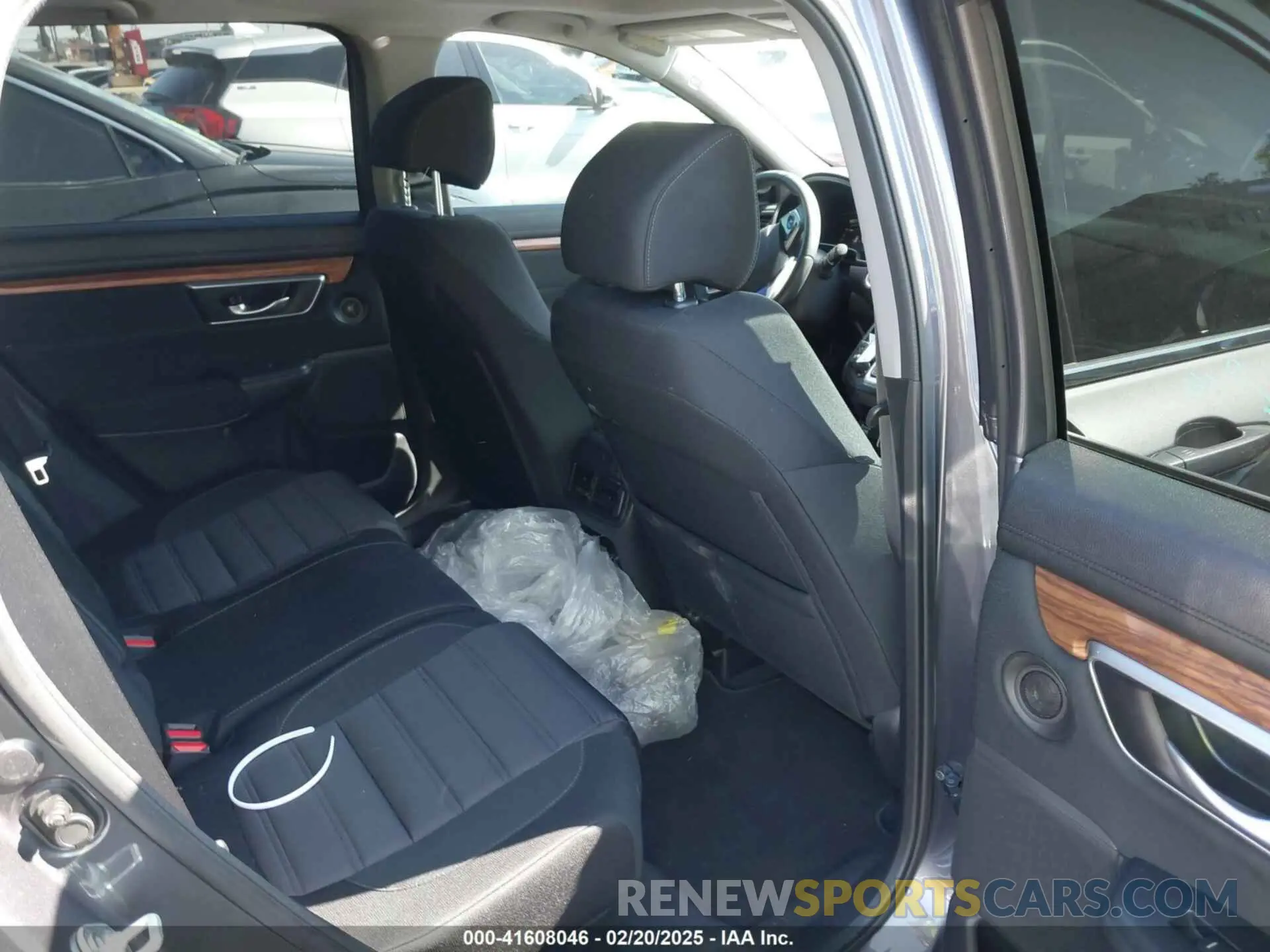 8 Photograph of a damaged car 7FART6H50ME023324 HONDA CR-V 2021
