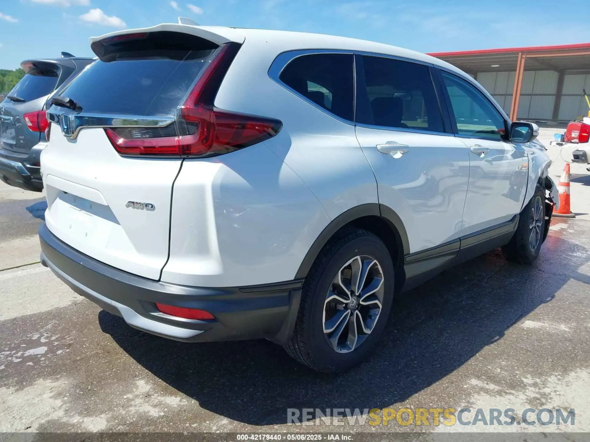 4 Фотография поврежденного автомобиля 7FARW2H55ME017552 HONDA CR-V 2021