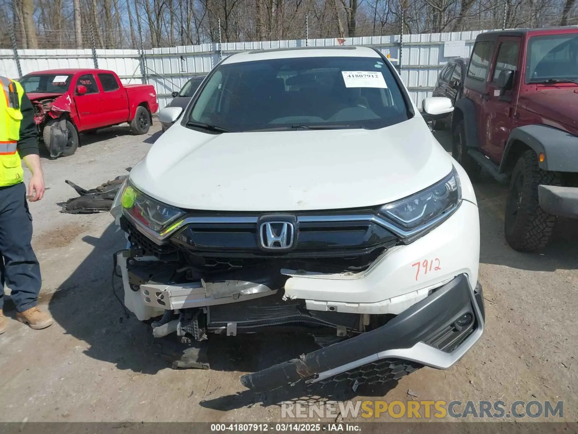 13 Photograph of a damaged car 7FARW2H57ME016192 HONDA CR-V 2021