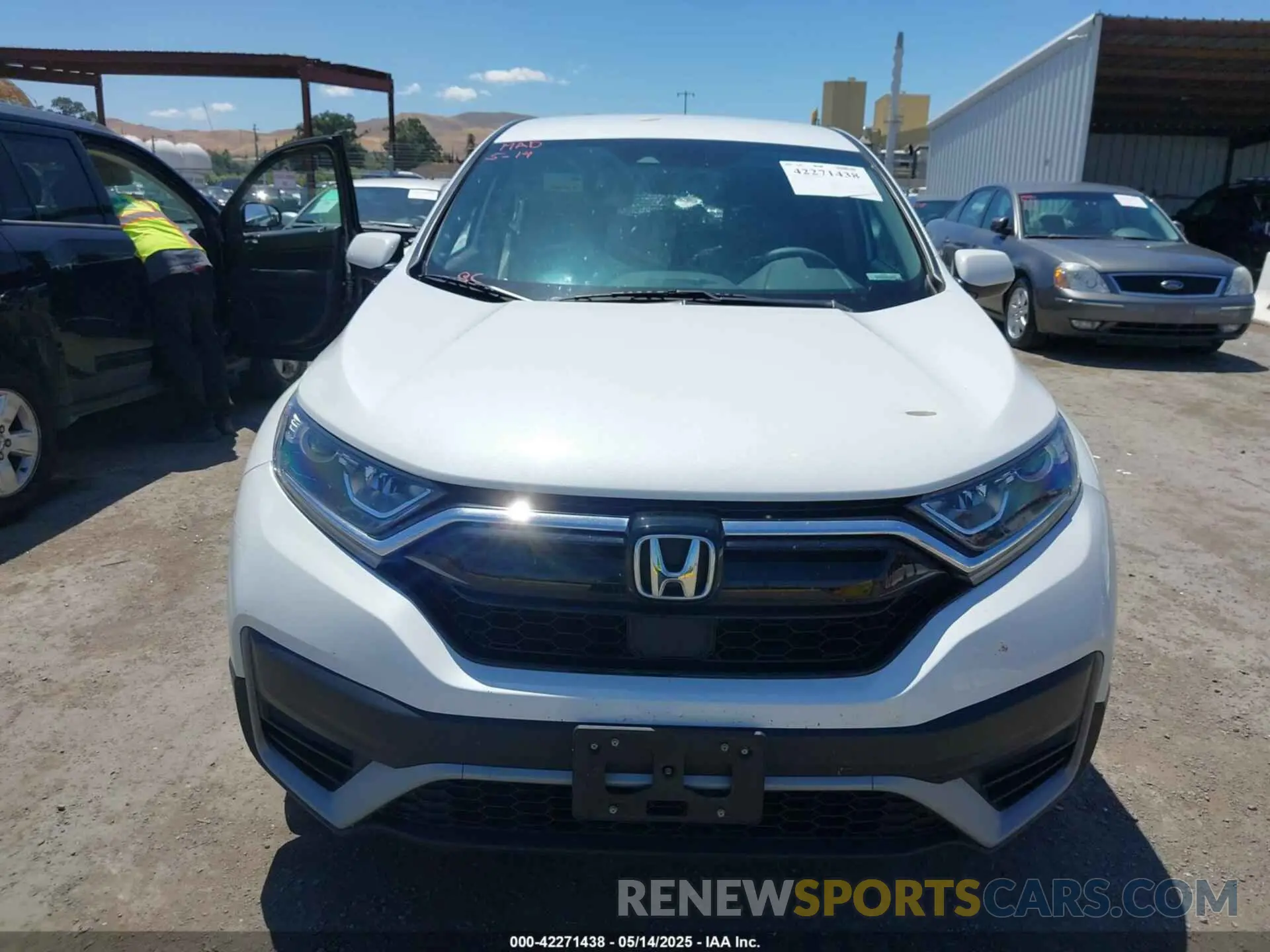 12 Photograph of a damaged car 2HKRW1H72NH401444 HONDA CR-V 2022