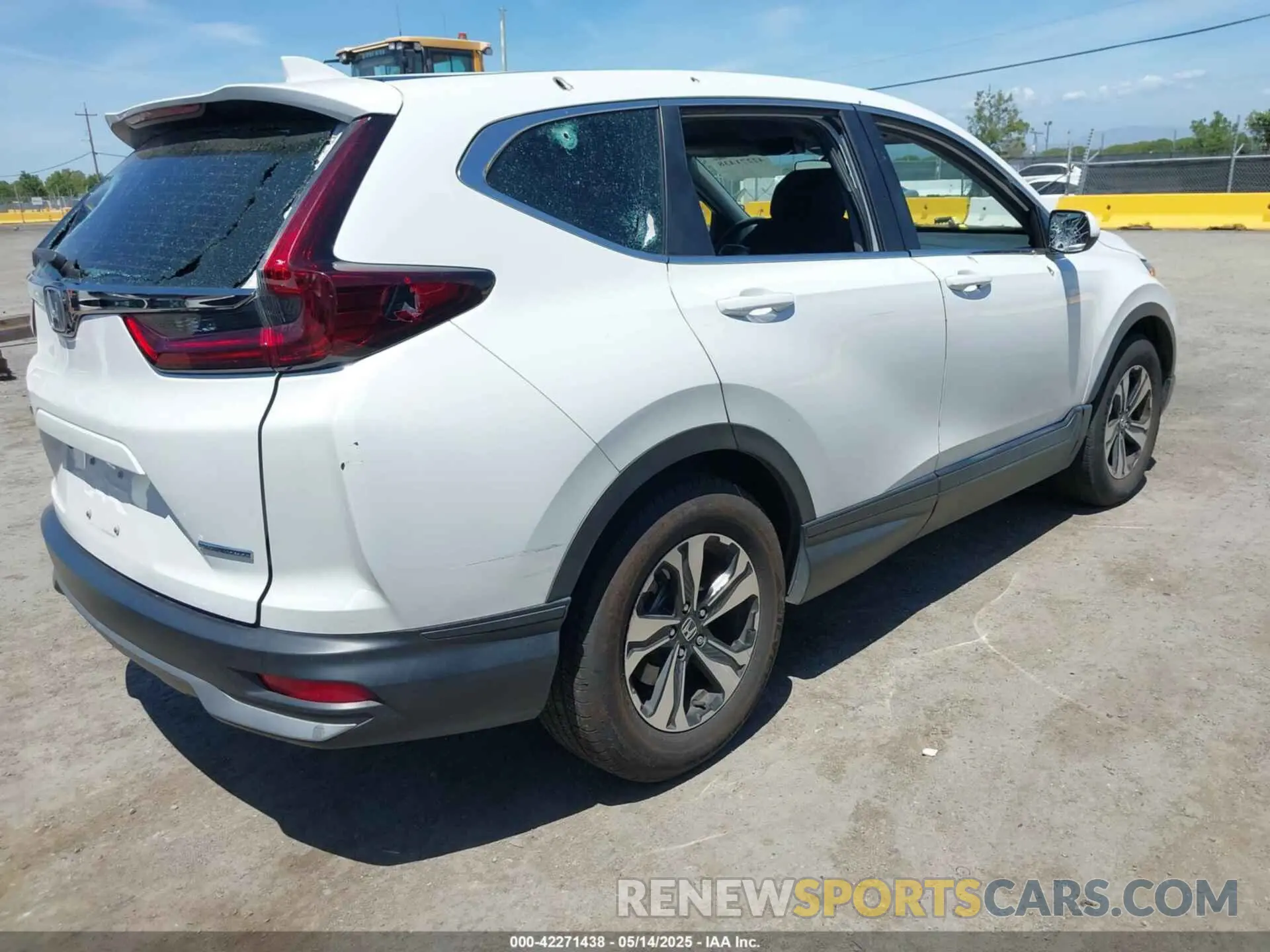4 Photograph of a damaged car 2HKRW1H72NH401444 HONDA CR-V 2022