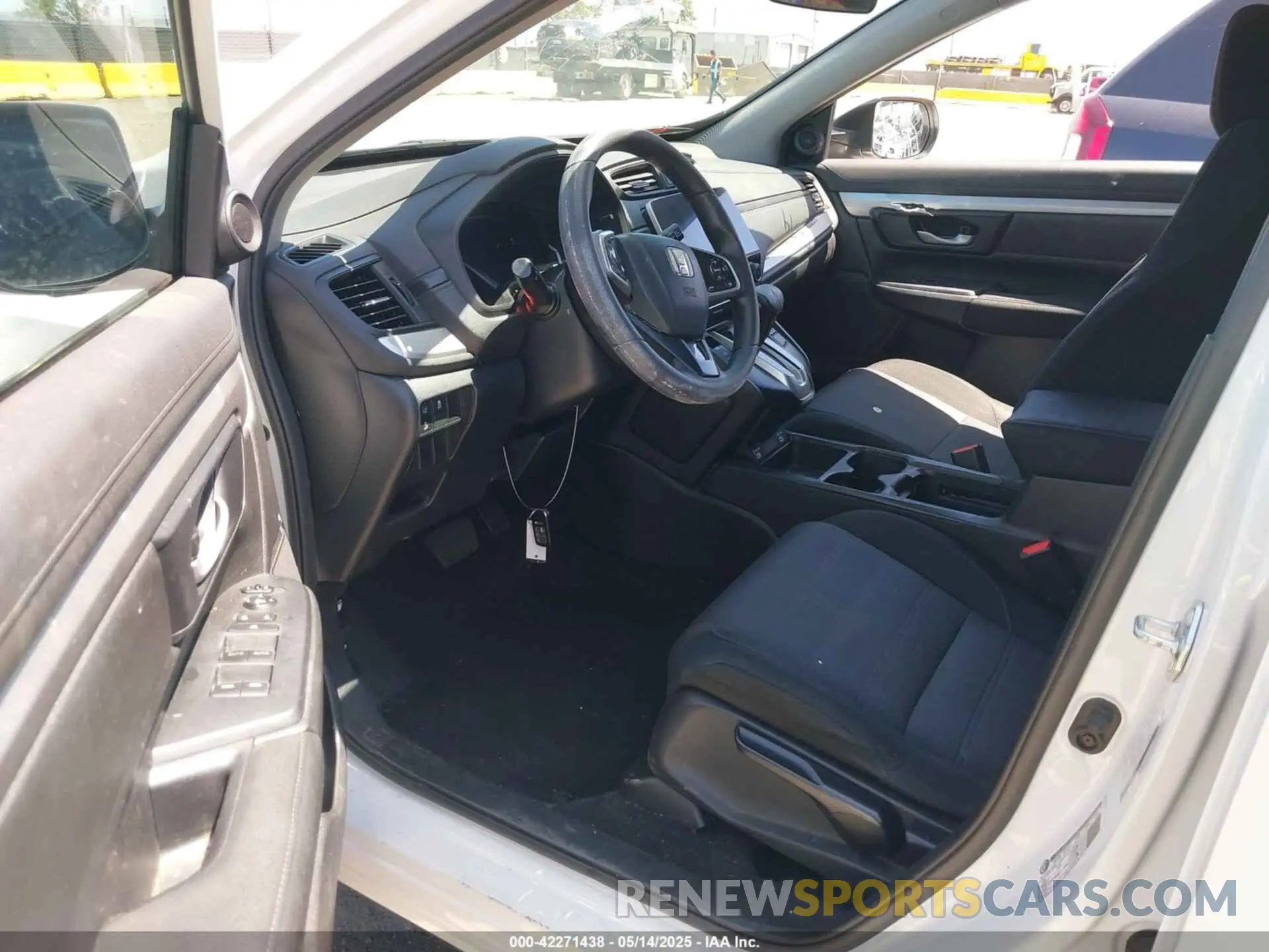 5 Photograph of a damaged car 2HKRW1H72NH401444 HONDA CR-V 2022