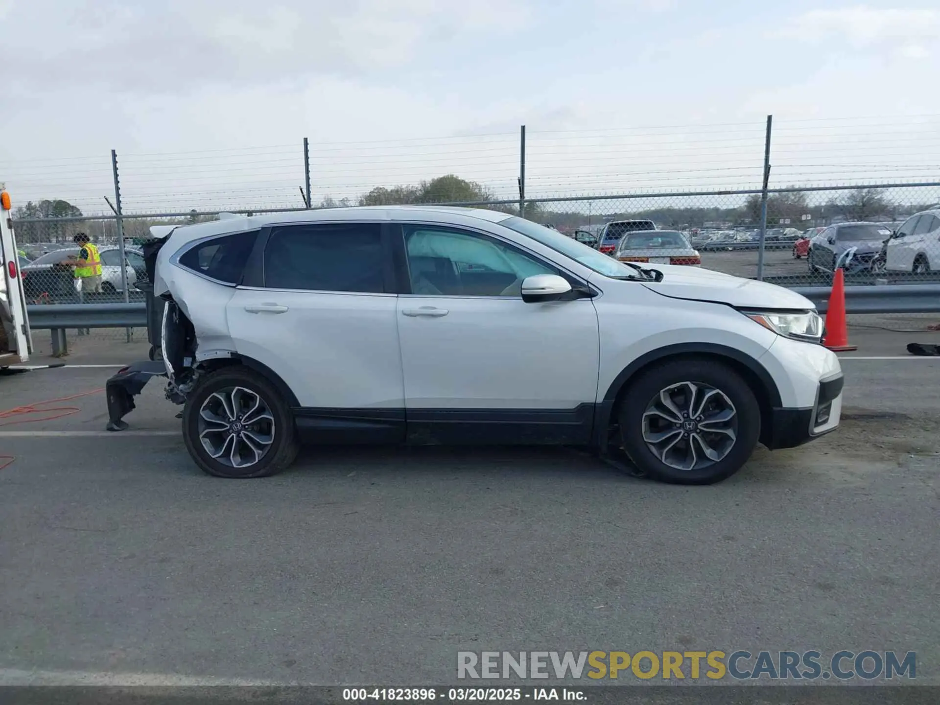 12 Photograph of a damaged car 2HKRW1H89NH409209 HONDA CR-V 2022