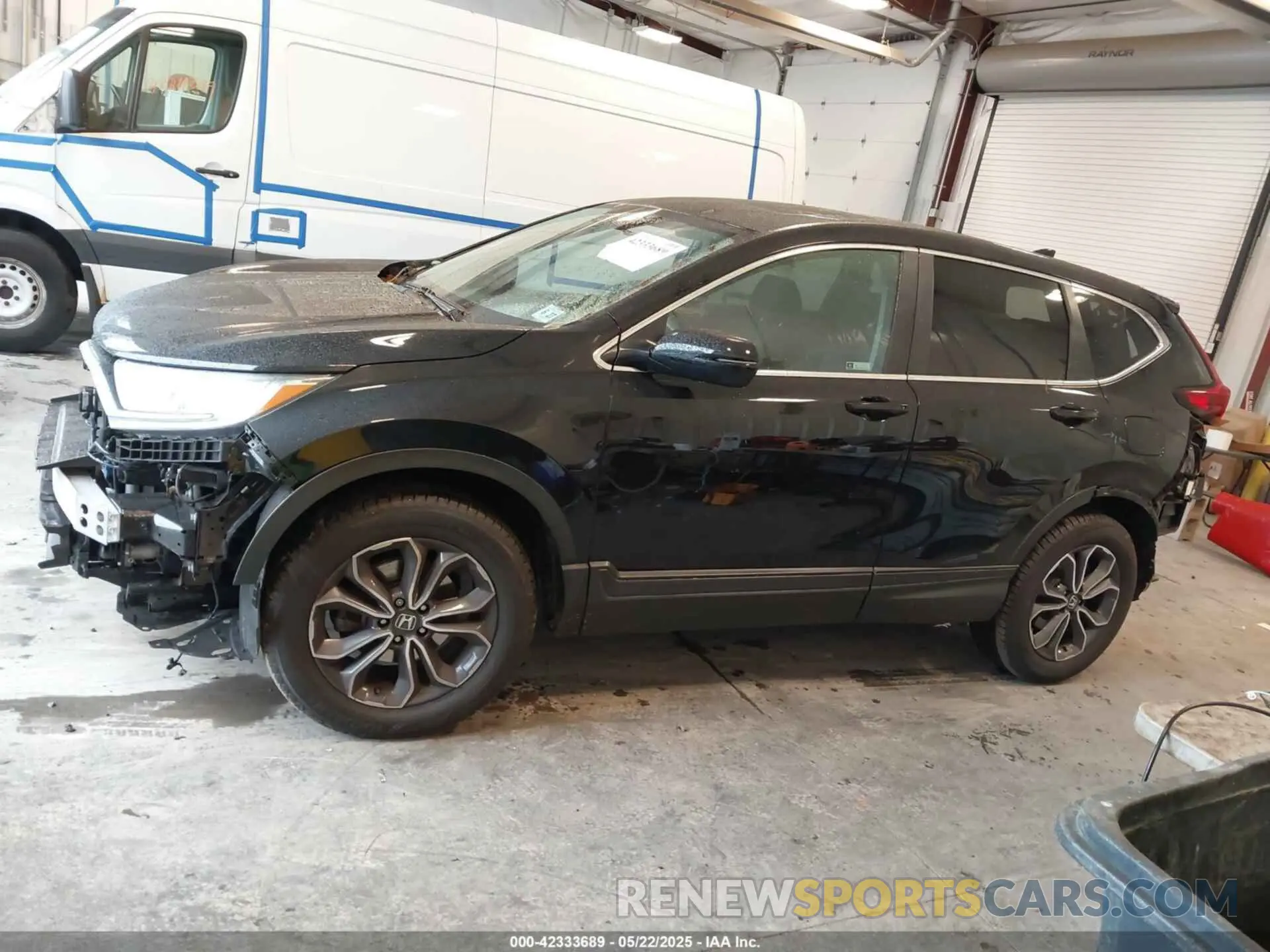 14 Photograph of a damaged car 2HKRW2H51NH624403 HONDA CR-V 2022