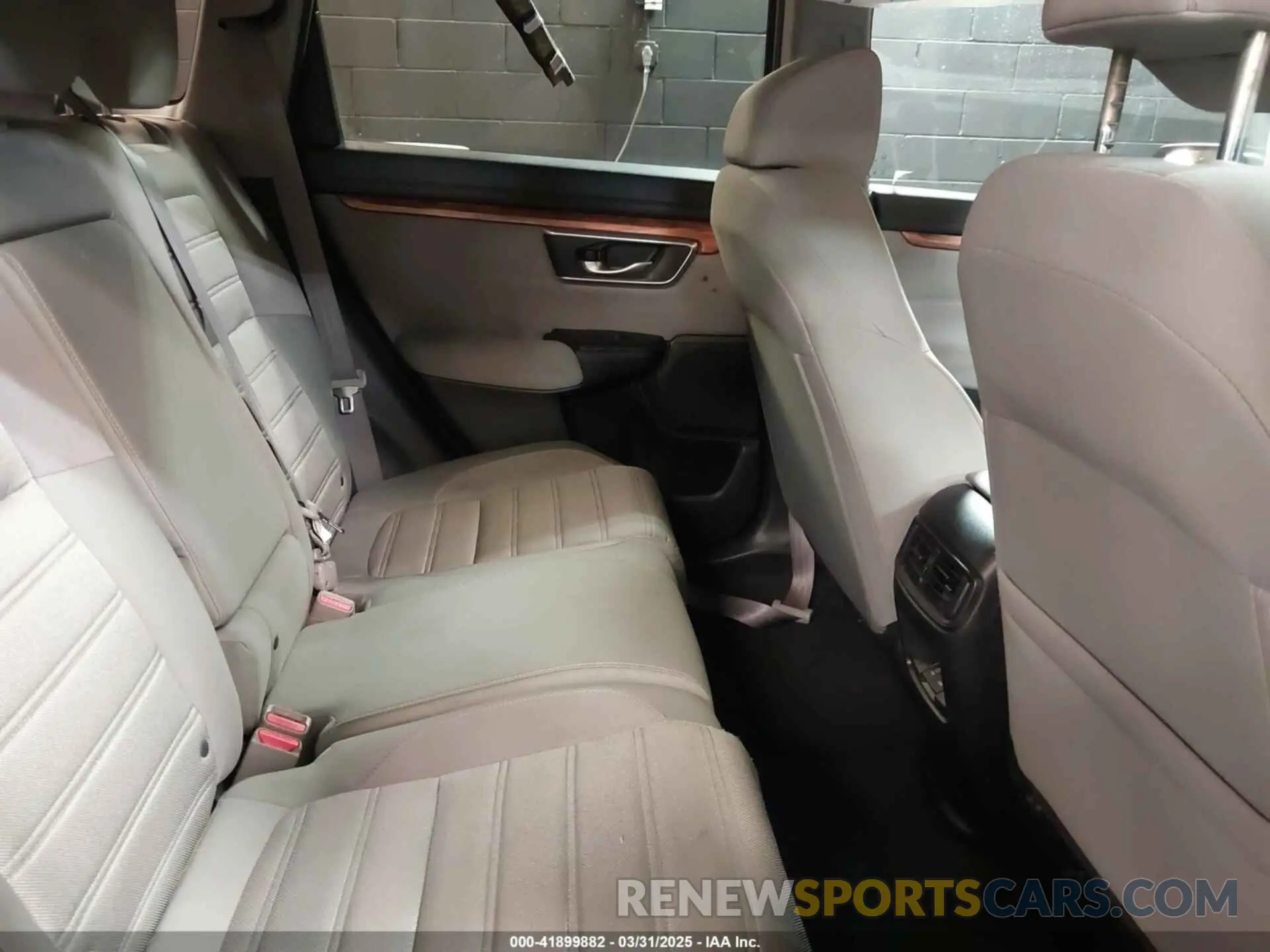 8 Photograph of a damaged car 2HKRW2H51NH649298 HONDA CR-V 2022