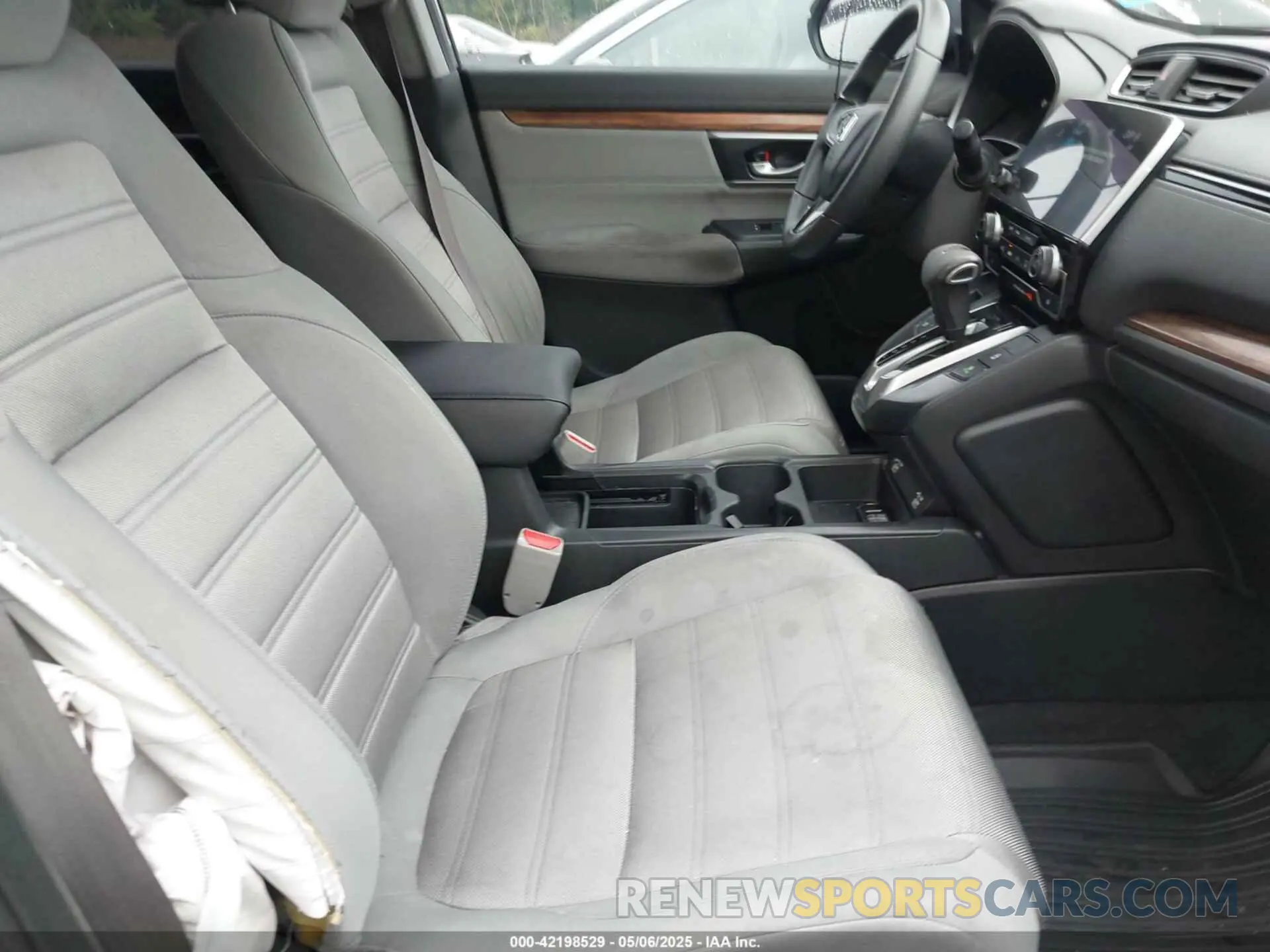 5 Photograph of a damaged car 2HKRW2H58NH611275 HONDA CR-V 2022