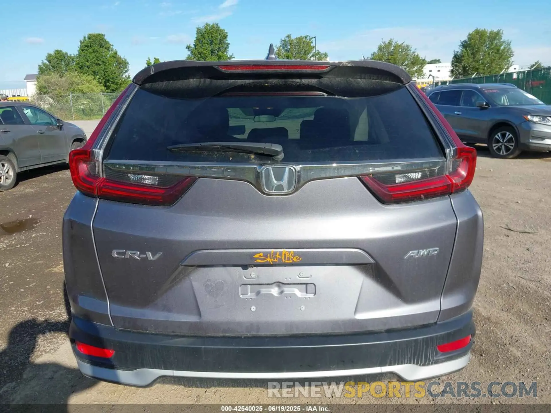 16 Photograph of a damaged car 2HKRW2H5XNH628708 HONDA CR-V 2022
