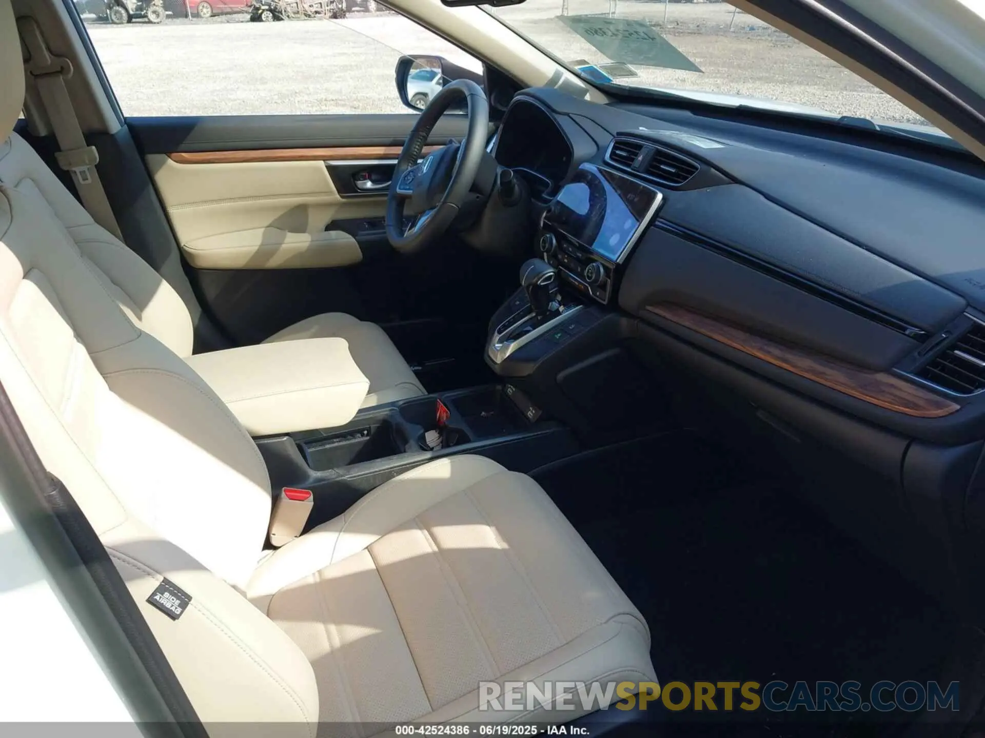 5 Photograph of a damaged car 2HKRW2H83NH604485 HONDA CR-V 2022