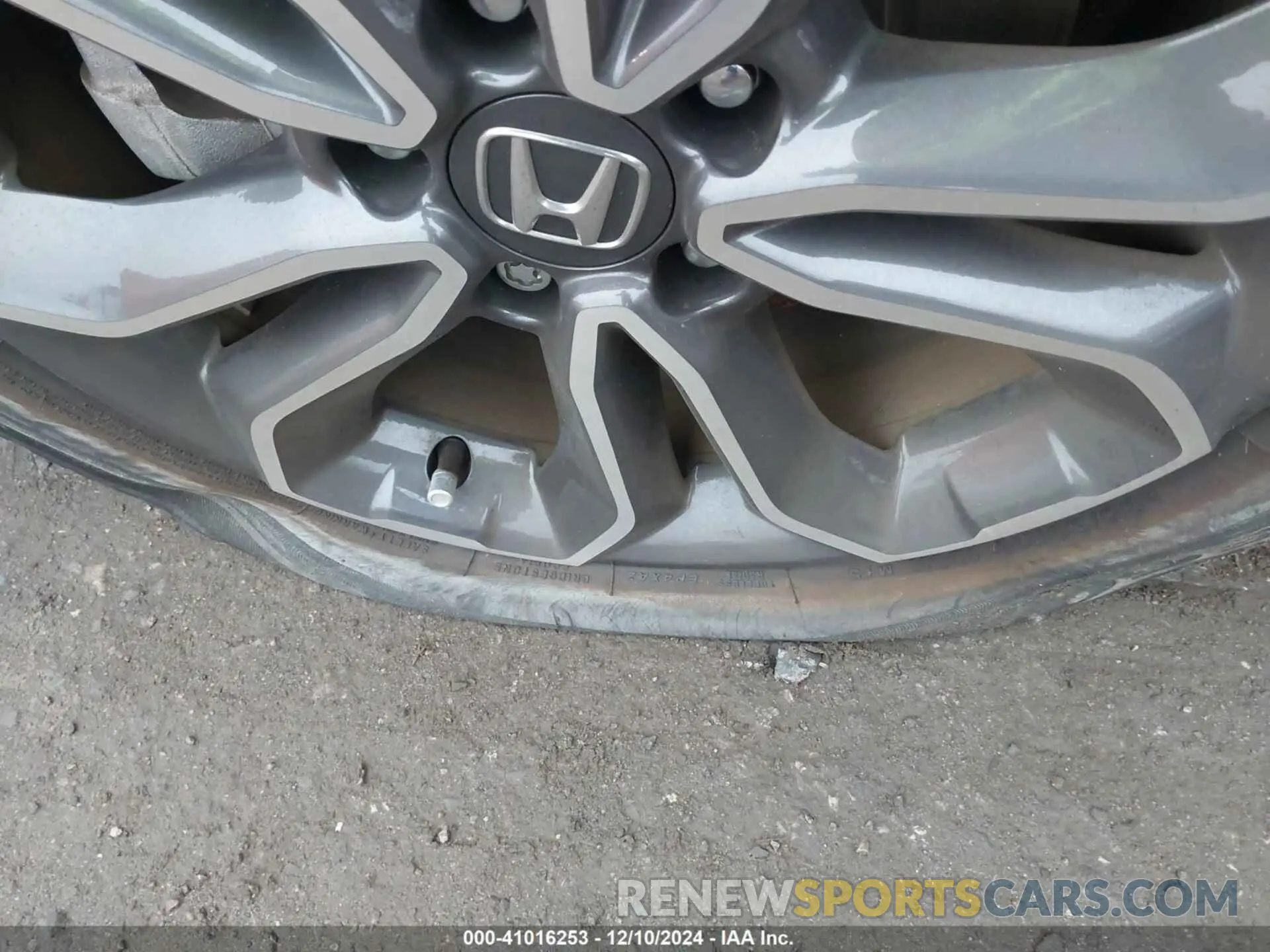 22 Фотография поврежденного автомобиля 2HKRW2H83NH648762 HONDA CR-V 2022