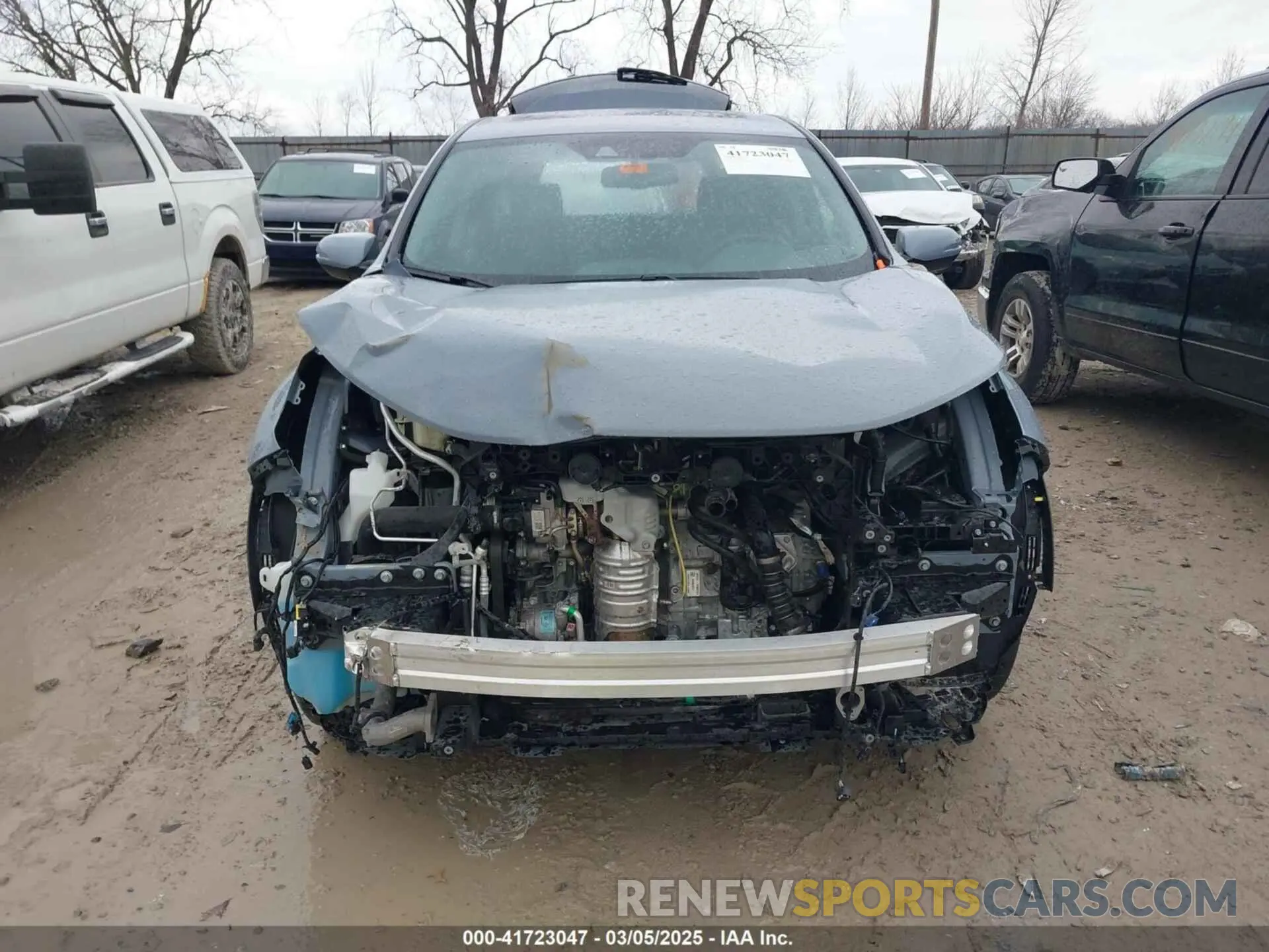 13 Photograph of a damaged car 2HKRW2H87NH637733 HONDA CR-V 2022
