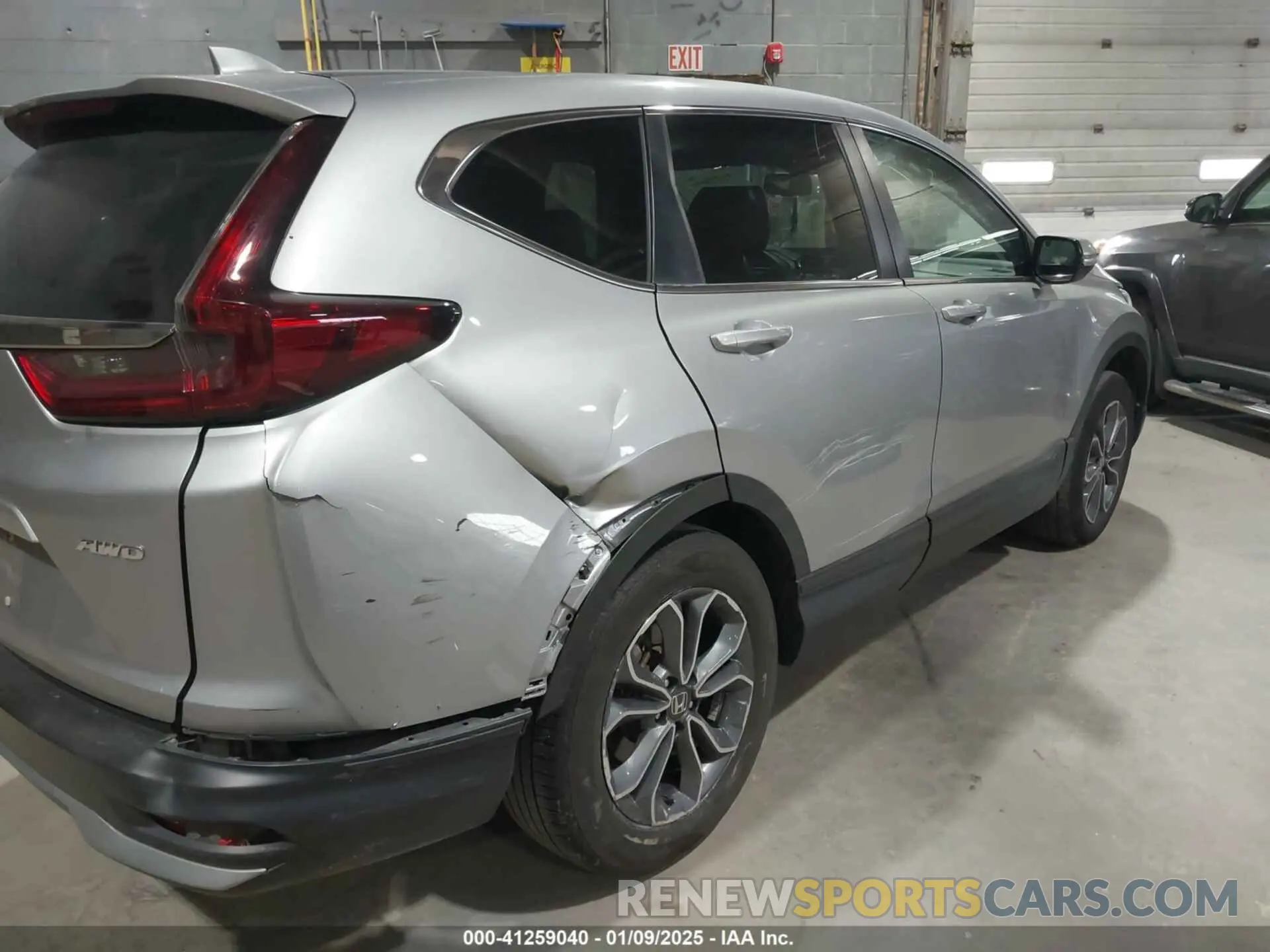 6 Photograph of a damaged car 2HKRW2H8XNH637712 HONDA CR-V 2022