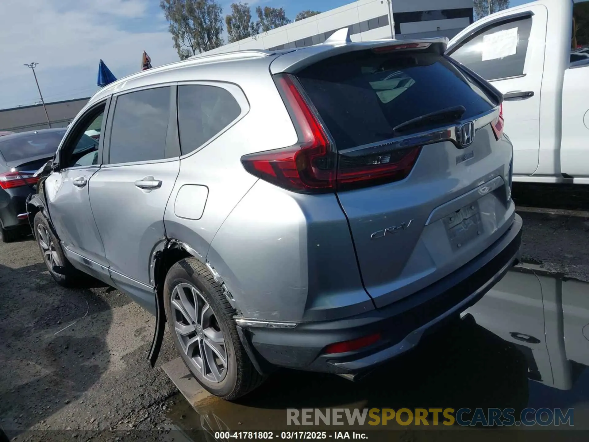 3 Photograph of a damaged car 2HKRW2H99NH655482 HONDA CR-V 2022