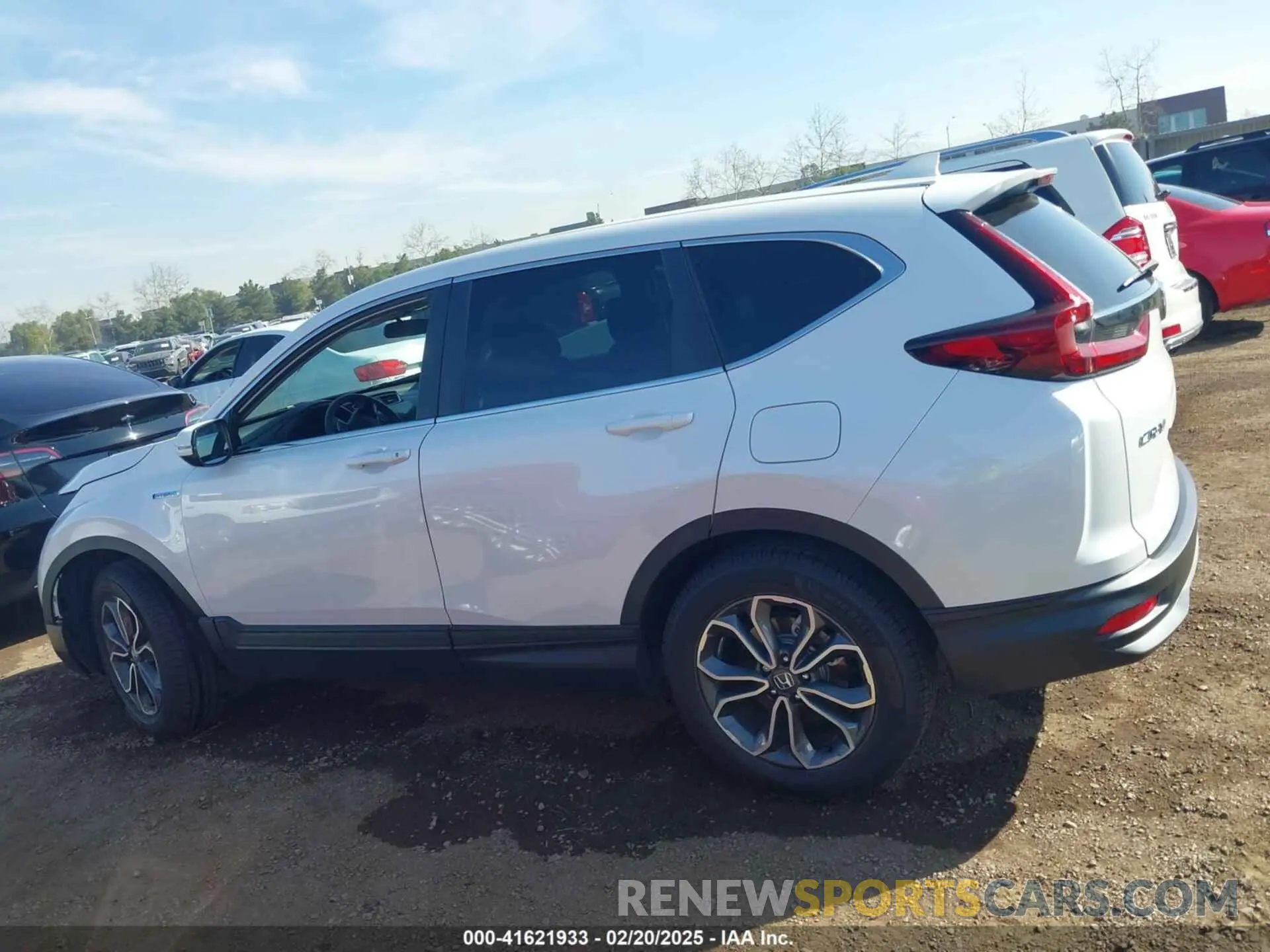 15 Photograph of a damaged car 5J6RT6H52NL044177 HONDA CR-V 2022