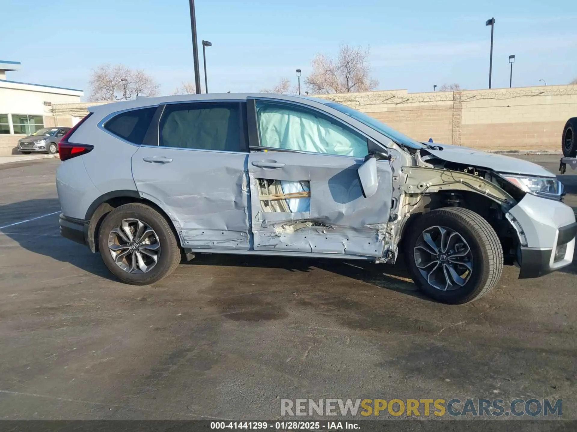 14 Photograph of a damaged car 5J6RW1H54NA000185 HONDA CR-V 2022