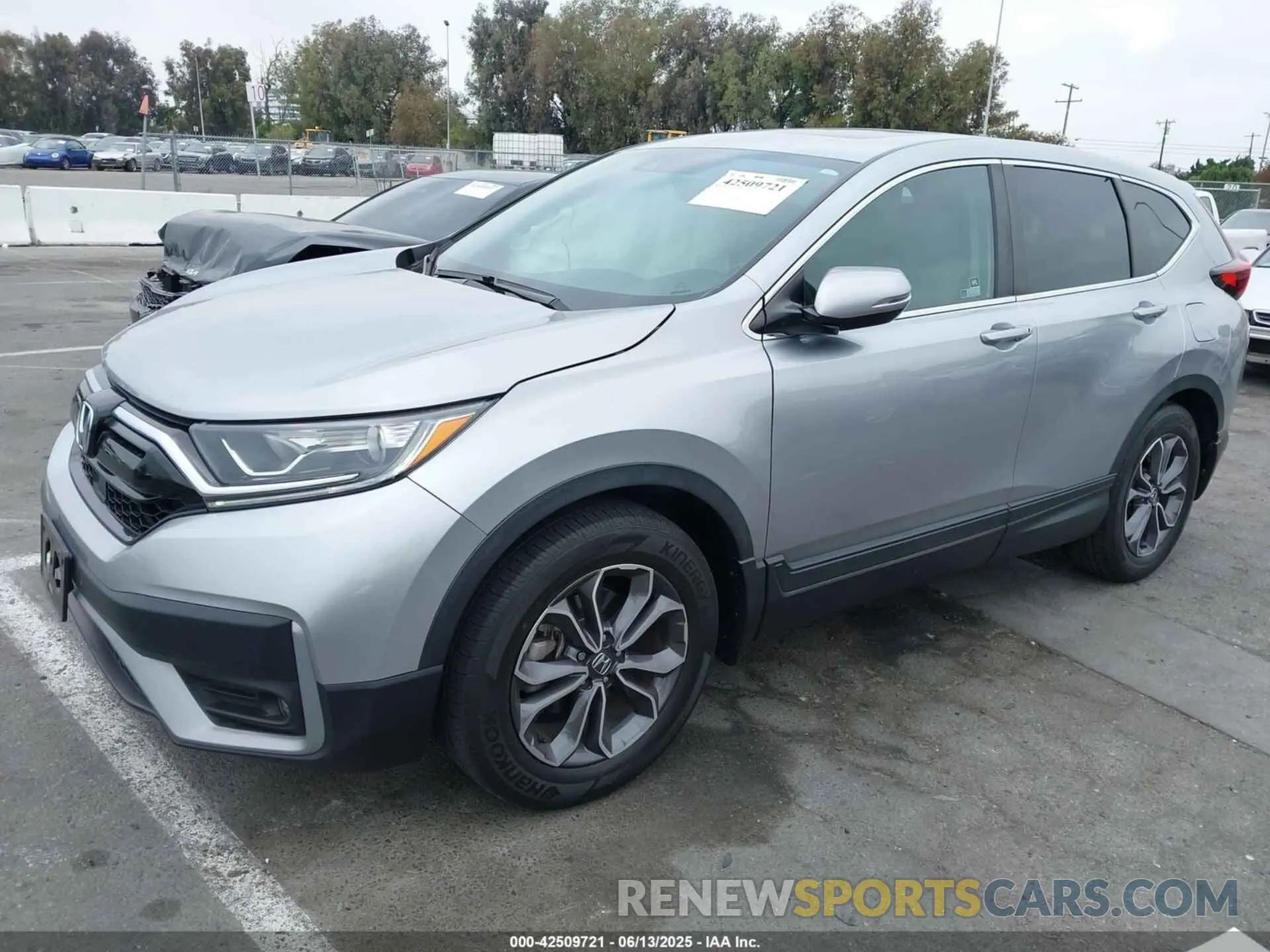 2 Photograph of a damaged car 5J6RW1H85NA021377 HONDA CR-V 2022