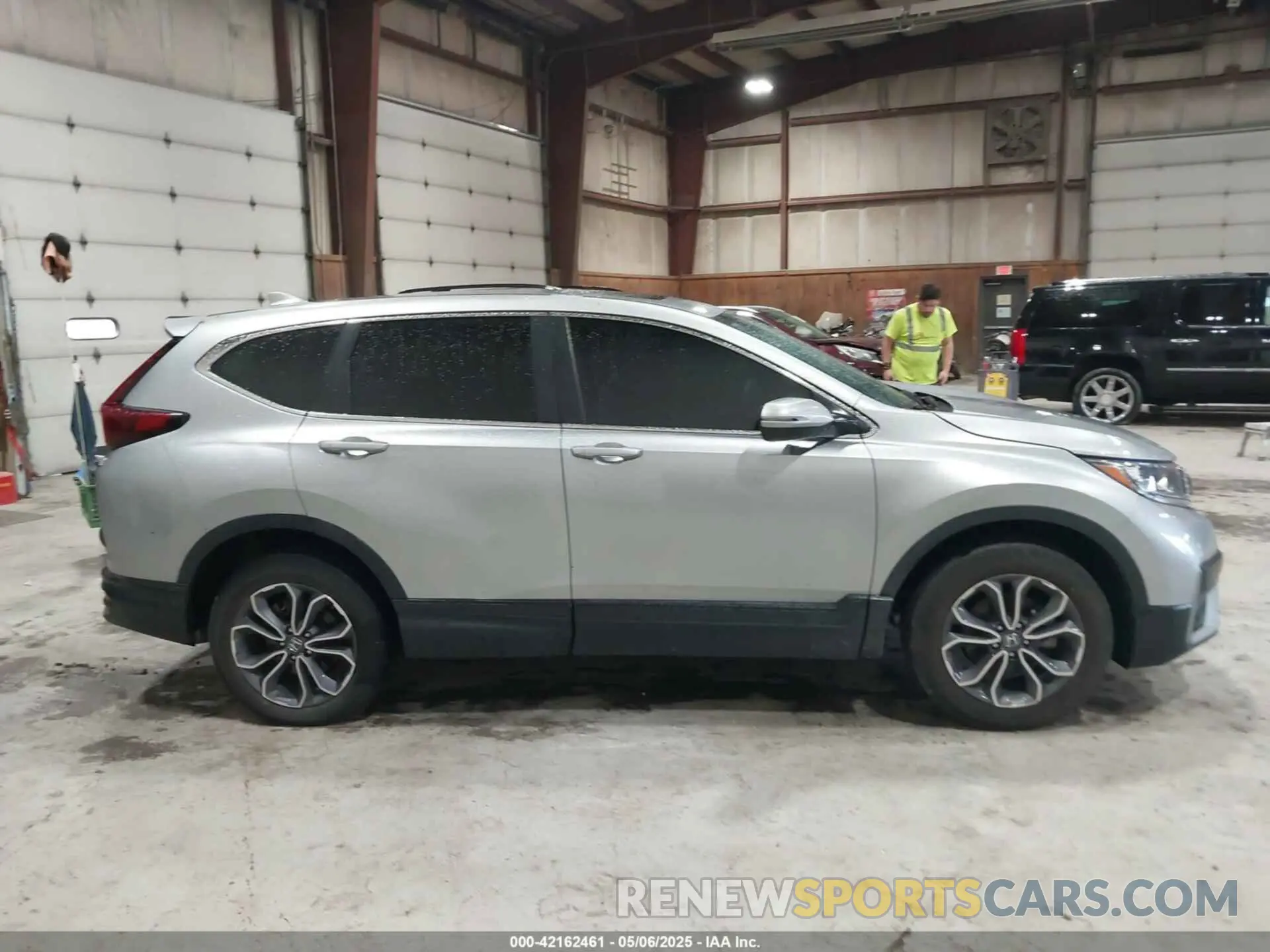 13 Photograph of a damaged car 5J6RW2H51NA013787 HONDA CR-V 2022