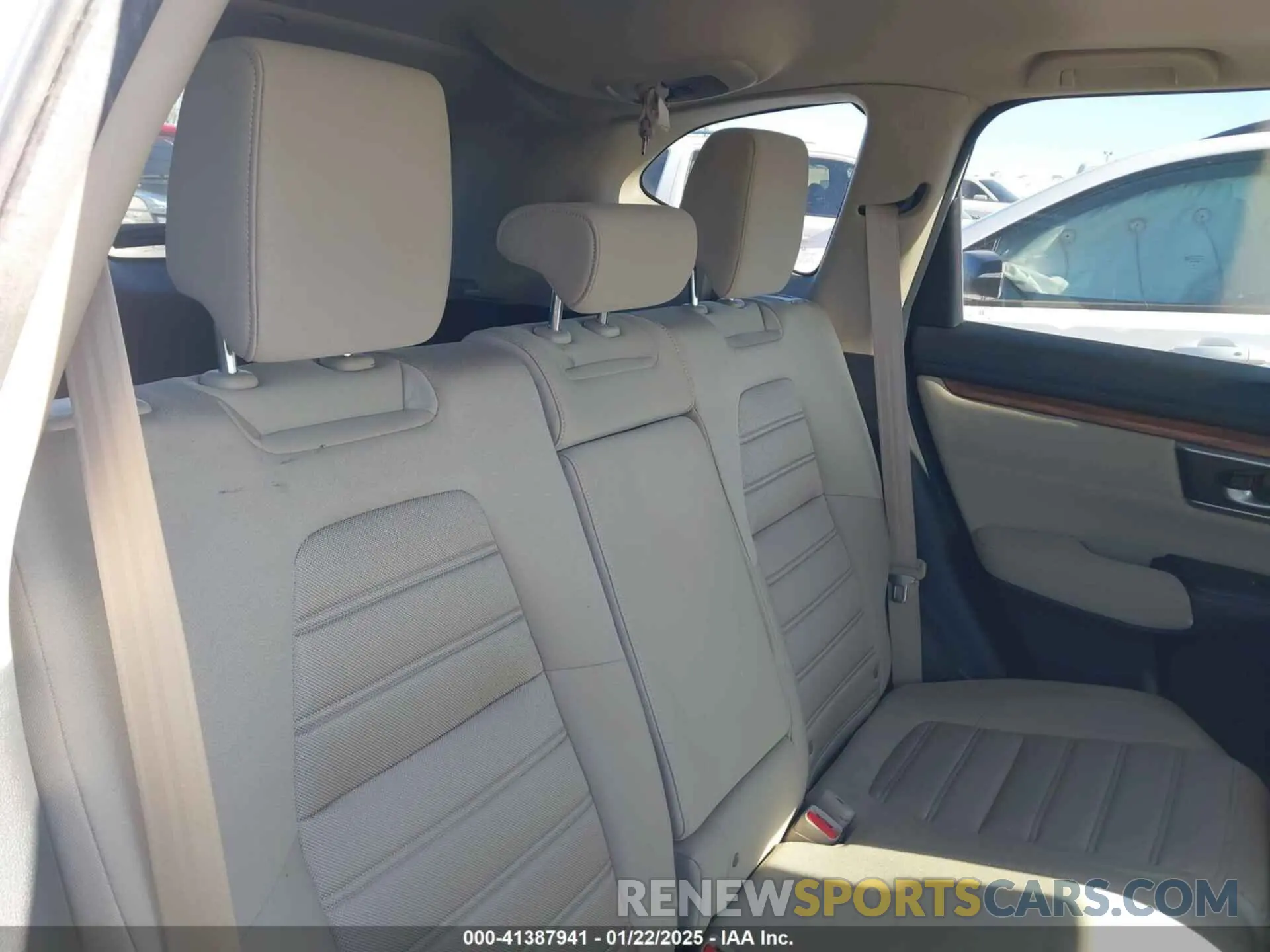 8 Фотография поврежденного автомобиля 7FARW1H51NE024252 HONDA CR-V 2022