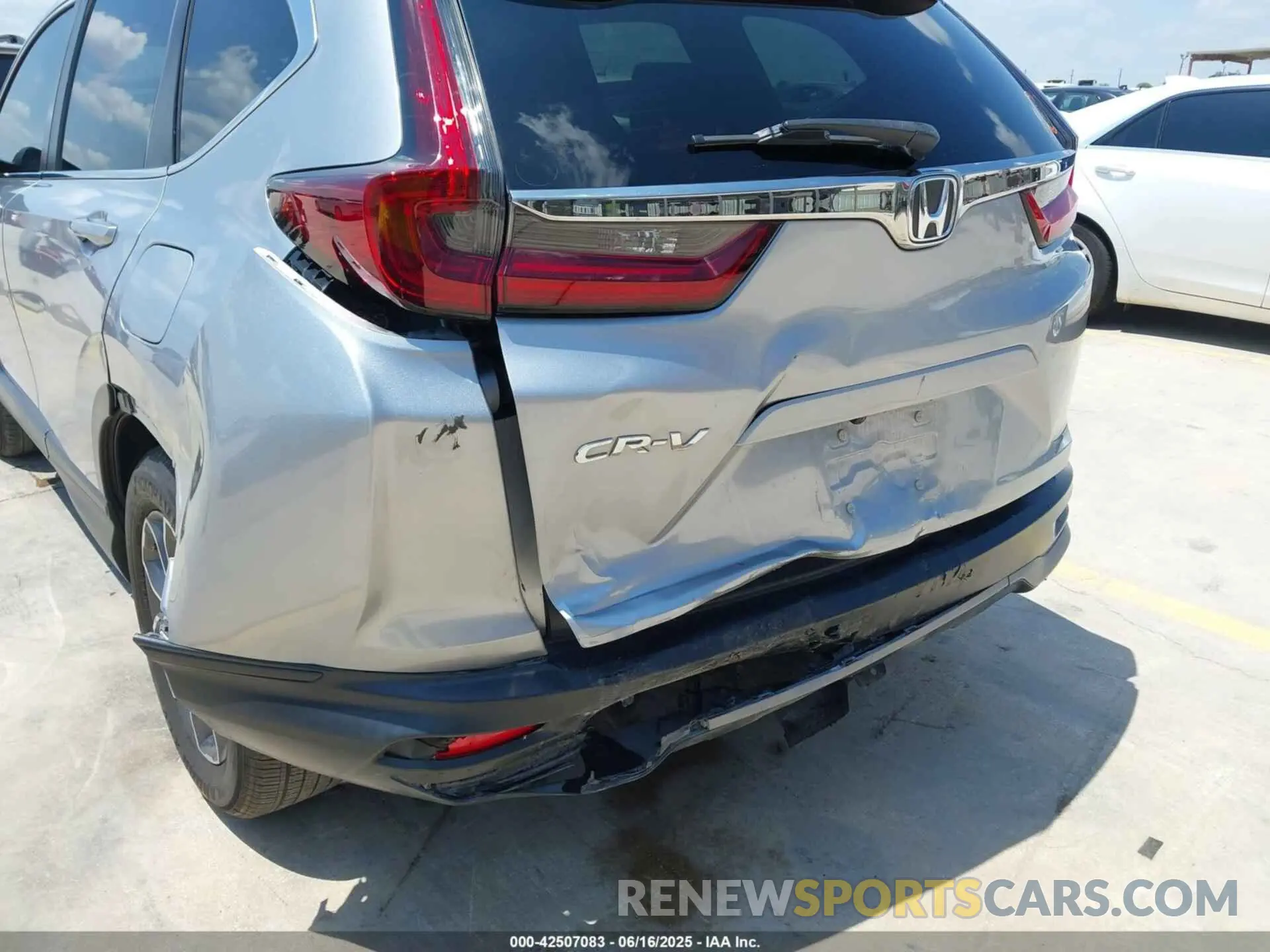 6 Фотография поврежденного автомобиля 7FARW1H57NE004295 HONDA CR-V 2022
