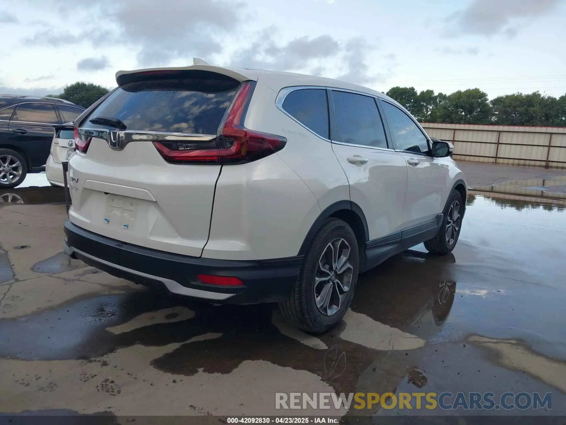 4 Фотография поврежденного автомобиля 7FARW1H5XNE004856 HONDA CR-V 2022