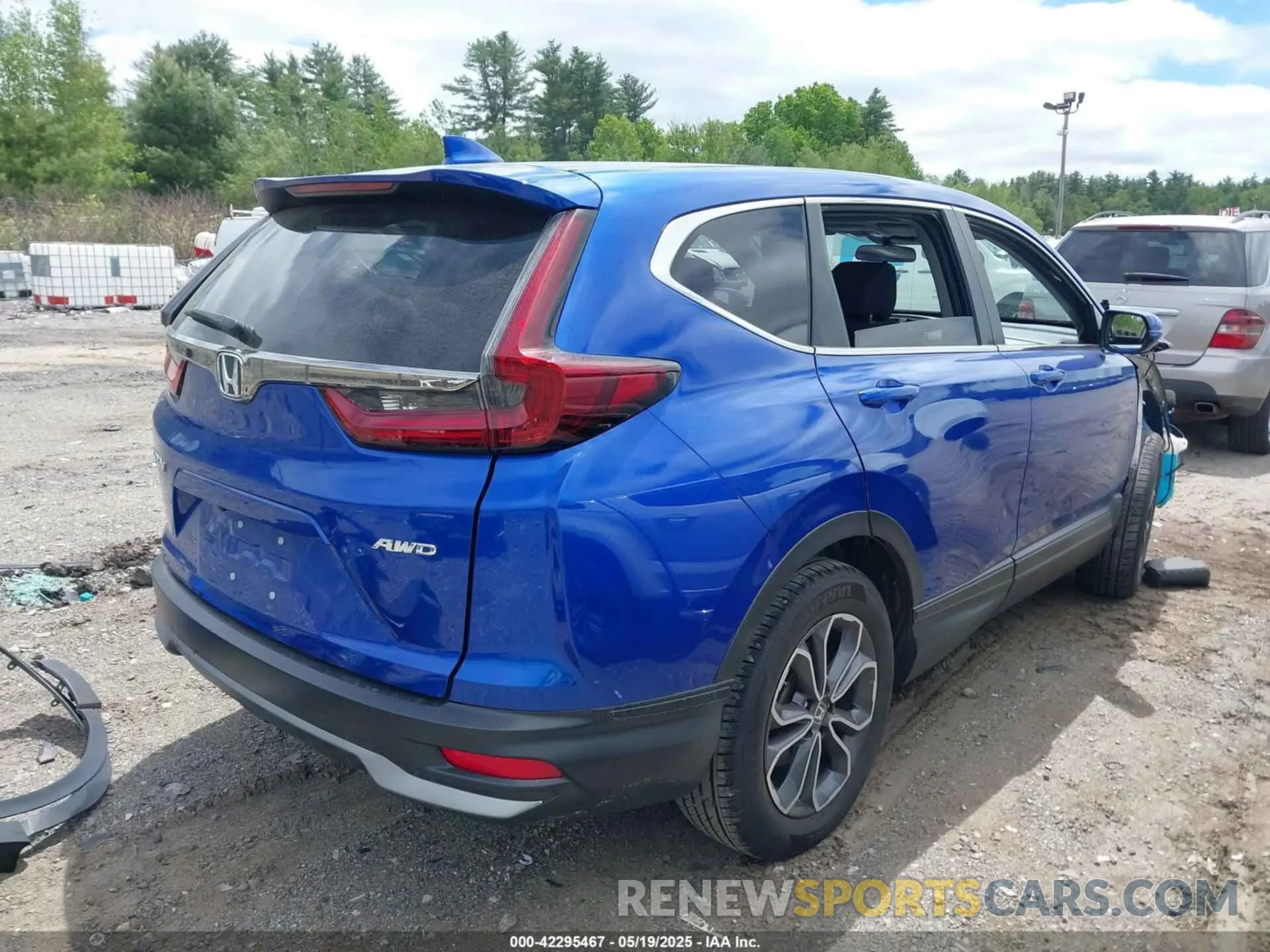 4 Photograph of a damaged car 7FARW2H55NE004205 HONDA CR-V 2022