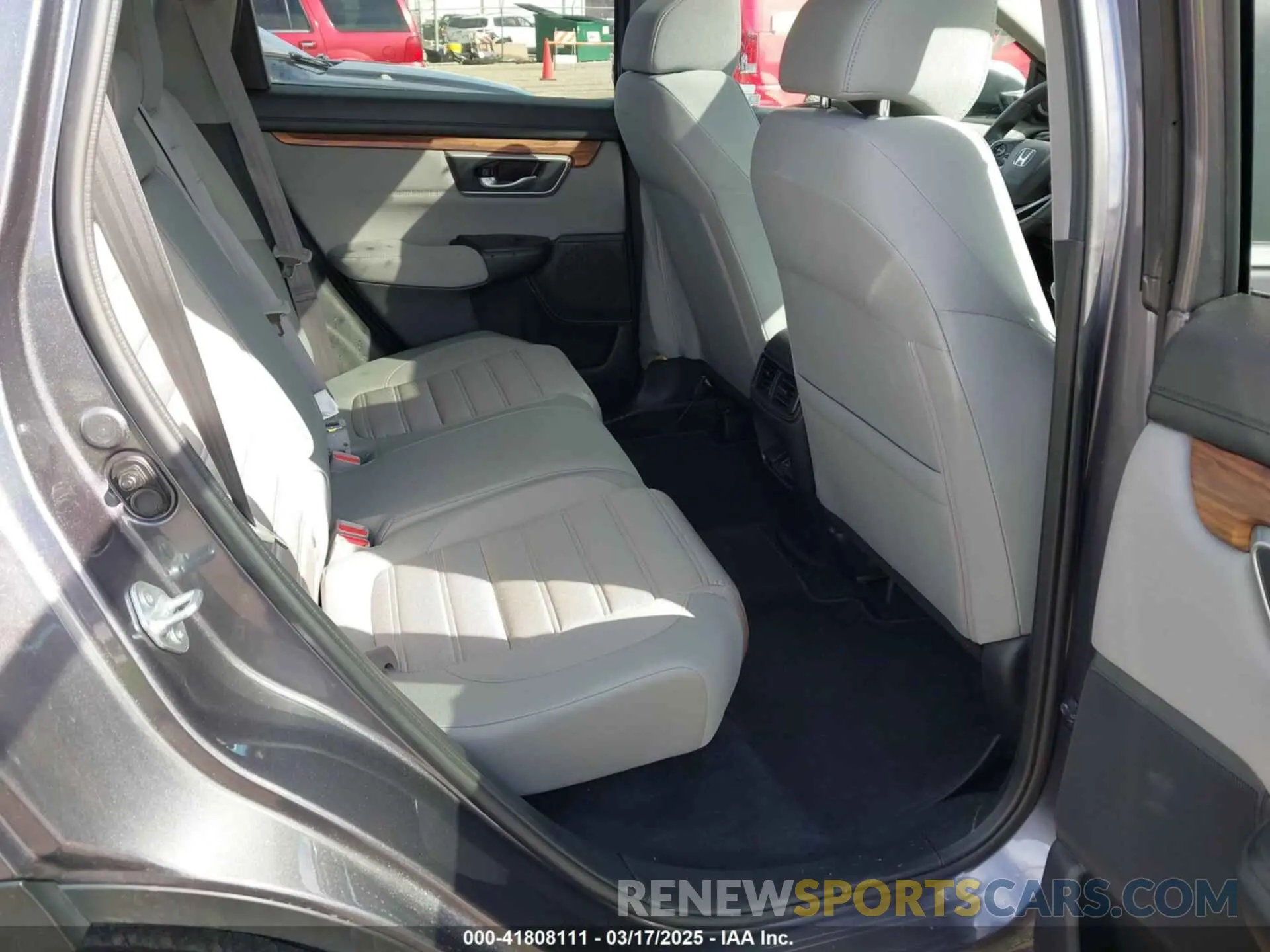 8 Photograph of a damaged car 7FARW2H55NE016855 HONDA CR-V 2022