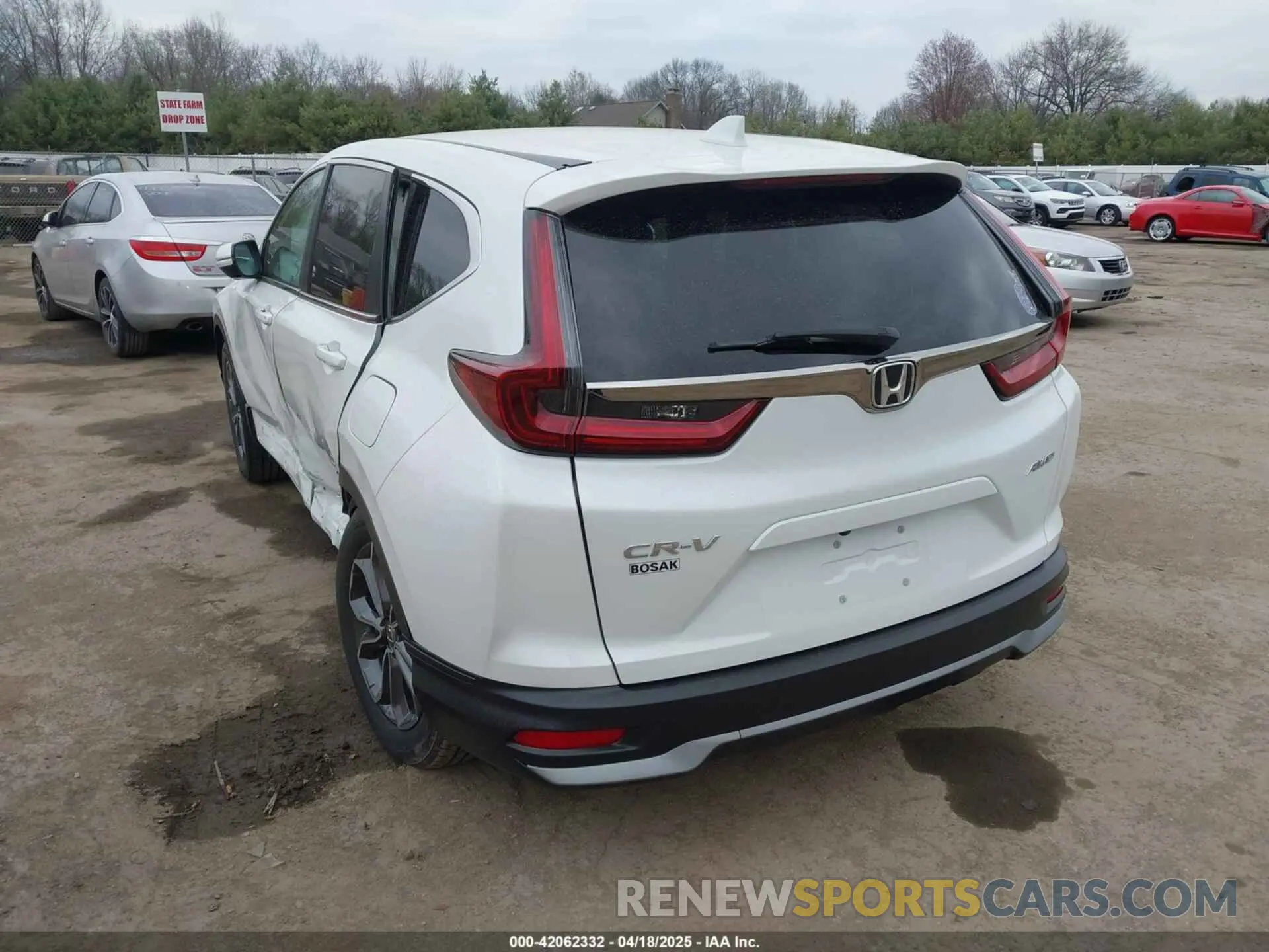 3 Фотография поврежденного автомобиля 7FARW2H83NE024124 HONDA CR-V 2022