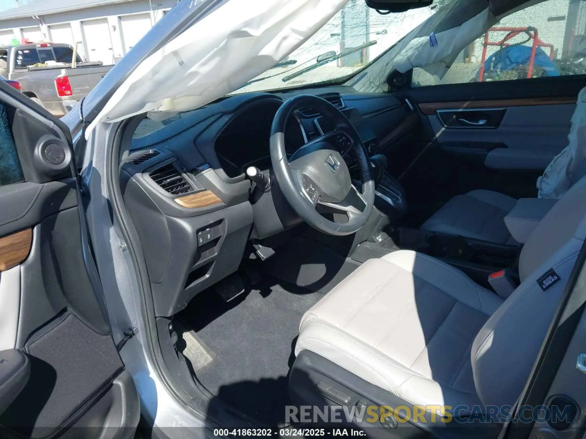 5 Фотография поврежденного автомобиля 7FARW2H86NE002084 HONDA CR-V 2022