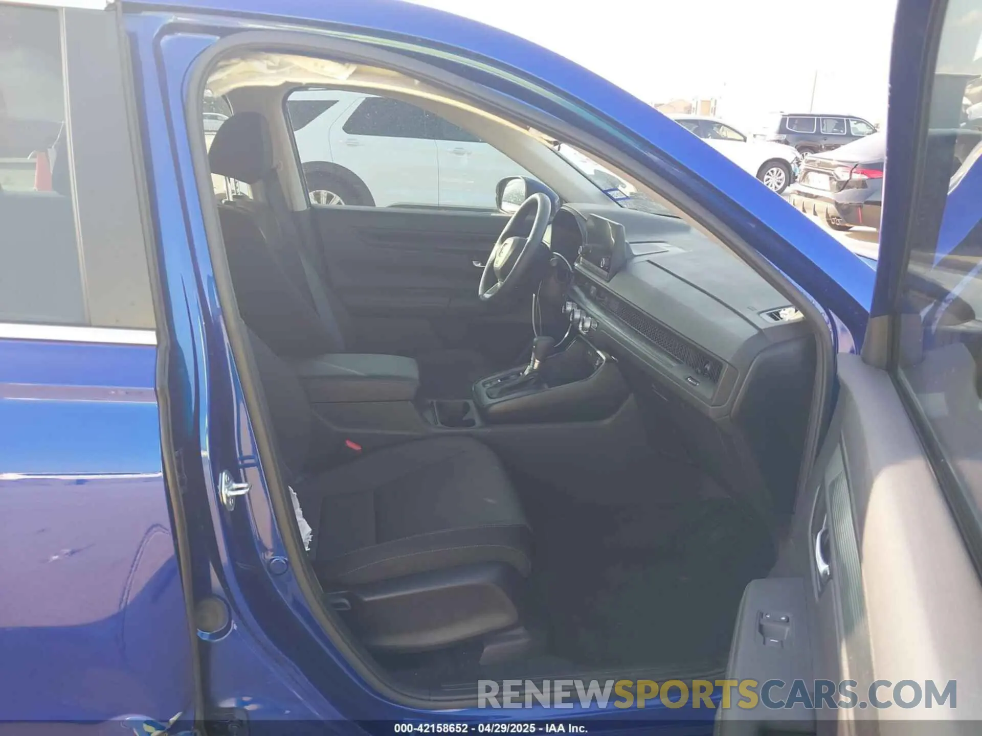 5 Photograph of a damaged car 2HKRS3H28PH305056 HONDA CR-V 2023