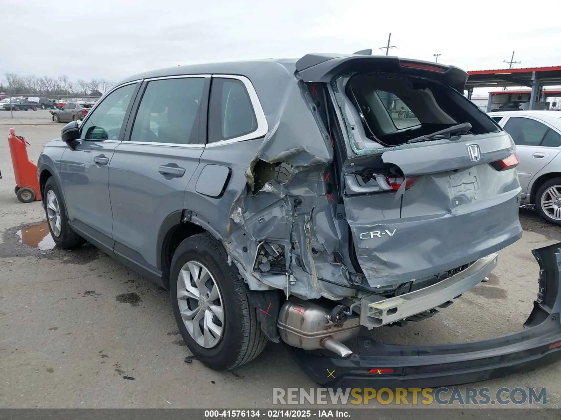 3 Фотография поврежденного автомобиля 2HKRS3H28PH308250 HONDA CR-V 2023