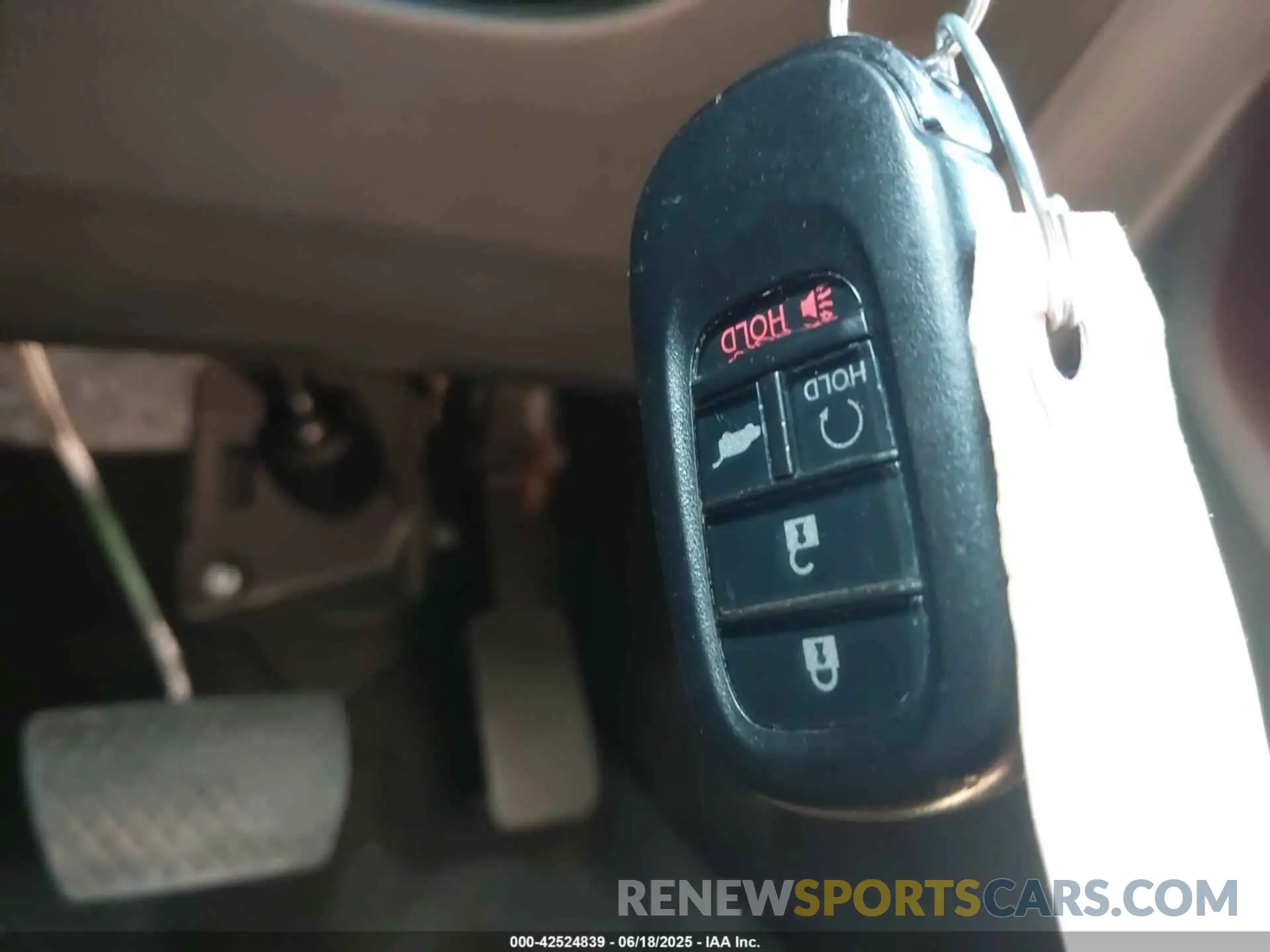 11 Фотография поврежденного автомобиля 2HKRS3H48PH302840 HONDA CR-V 2023
