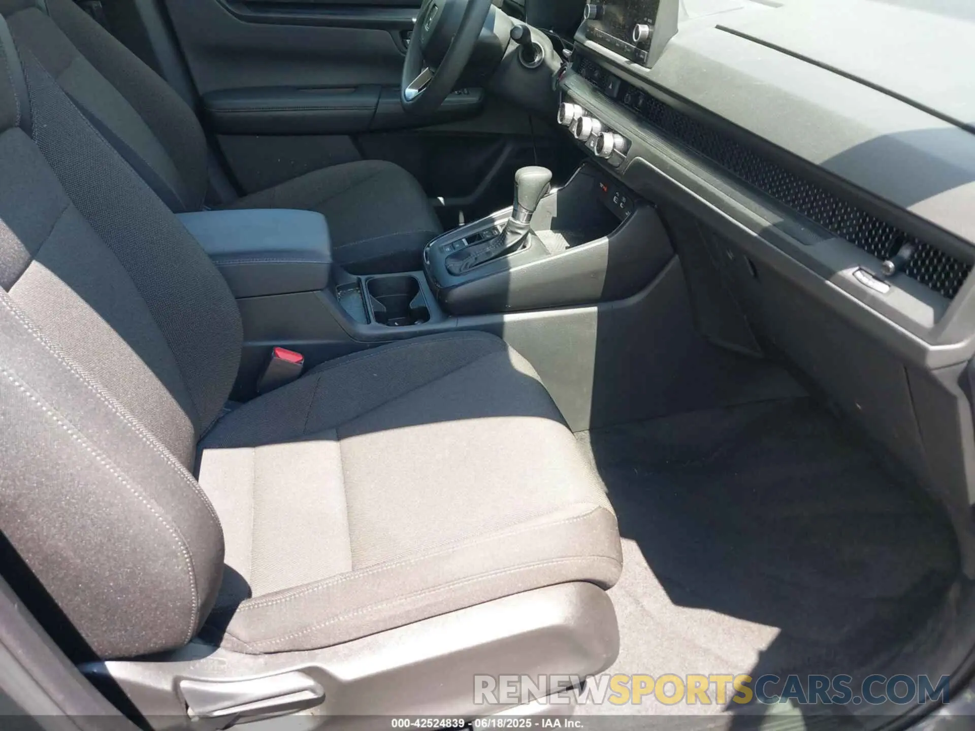 5 Фотография поврежденного автомобиля 2HKRS3H48PH302840 HONDA CR-V 2023