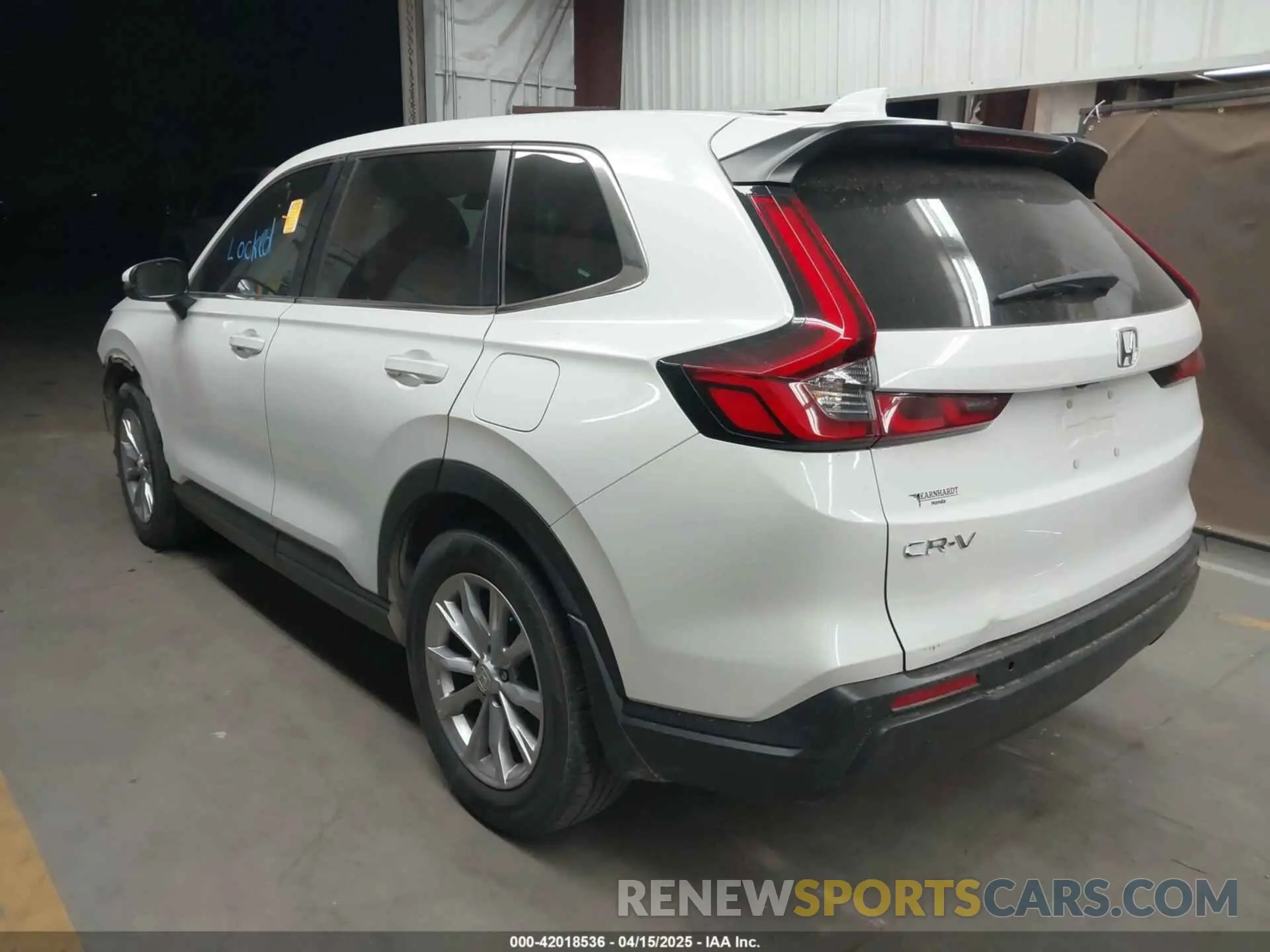 3 Фотография поврежденного автомобиля 2HKRS3H71PH304746 HONDA CR-V 2023