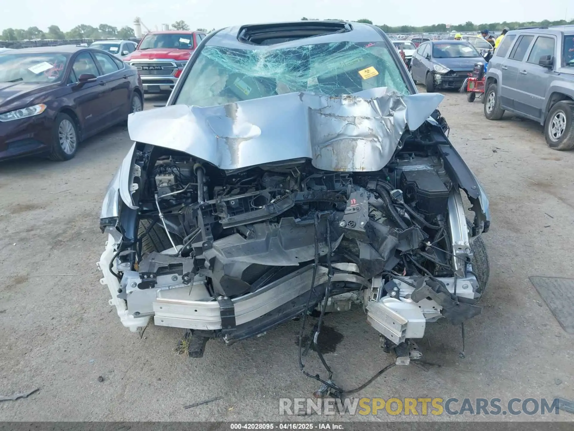13 Photograph of a damaged car 2HKRS3H75PH302319 HONDA CR-V 2023