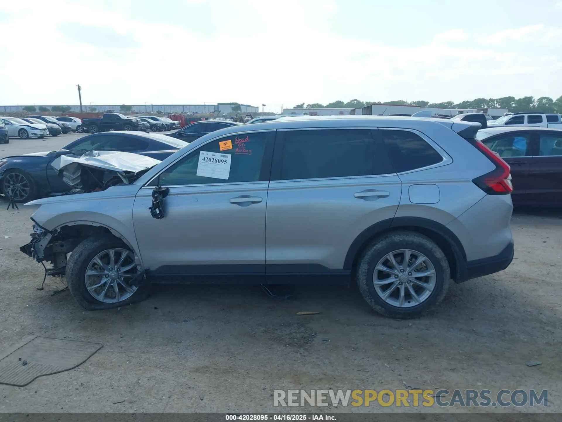15 Photograph of a damaged car 2HKRS3H75PH302319 HONDA CR-V 2023