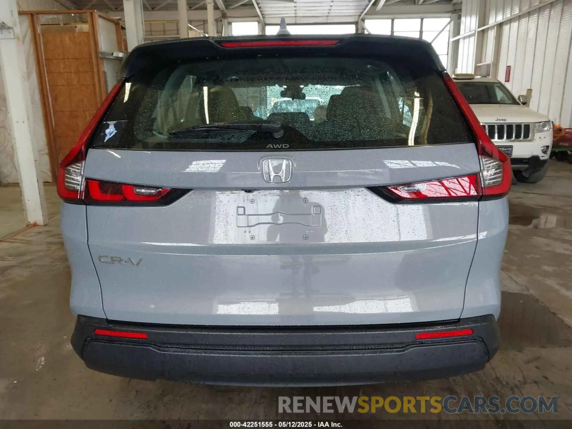 16 Photograph of a damaged car 2HKRS4H20PH431143 HONDA CR-V 2023