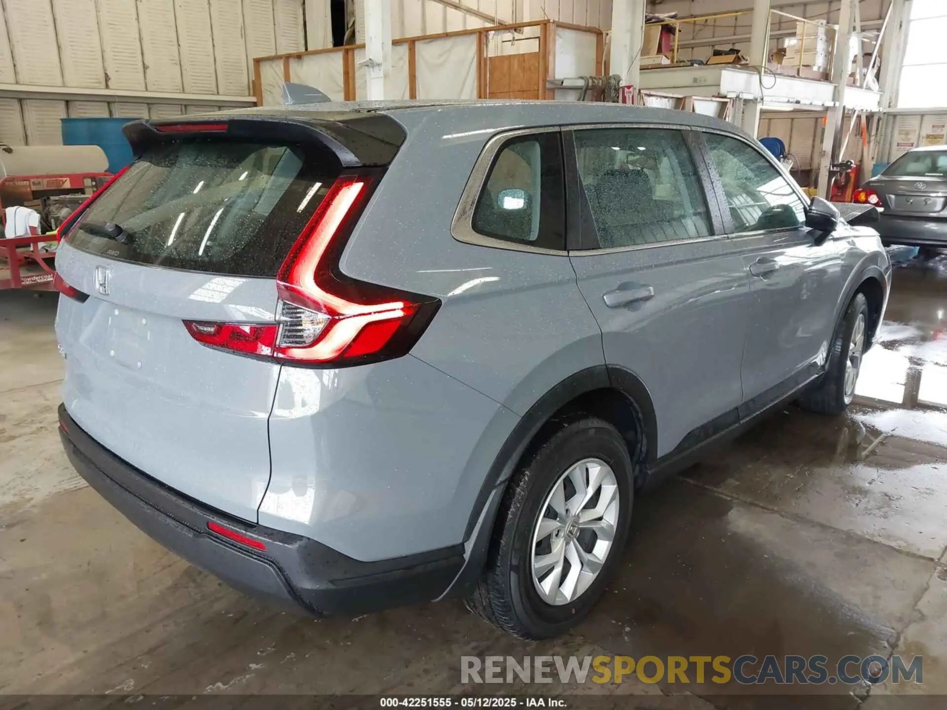4 Photograph of a damaged car 2HKRS4H20PH431143 HONDA CR-V 2023