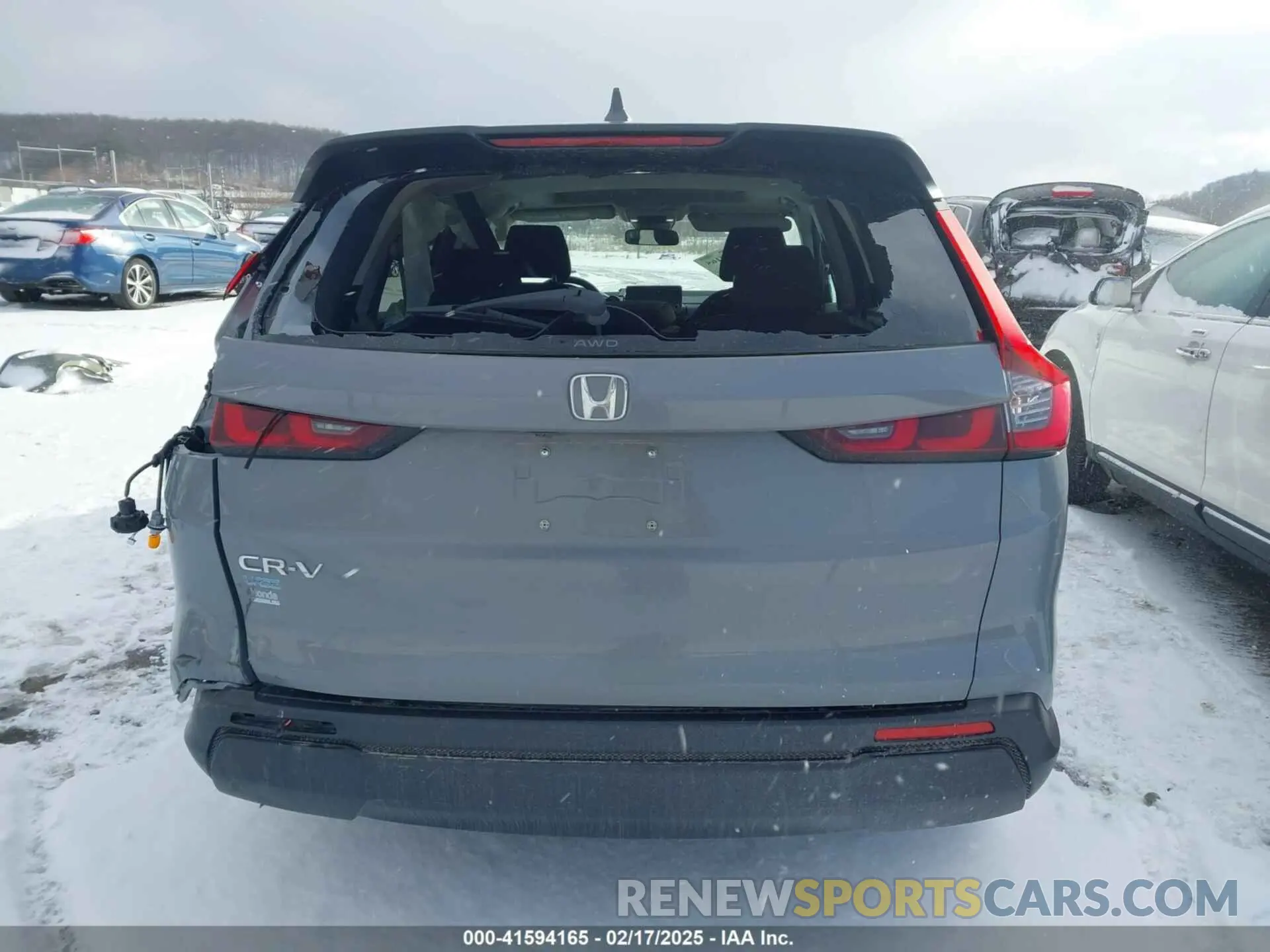 16 Photograph of a damaged car 2HKRS4H47PH411408 HONDA CR-V 2023